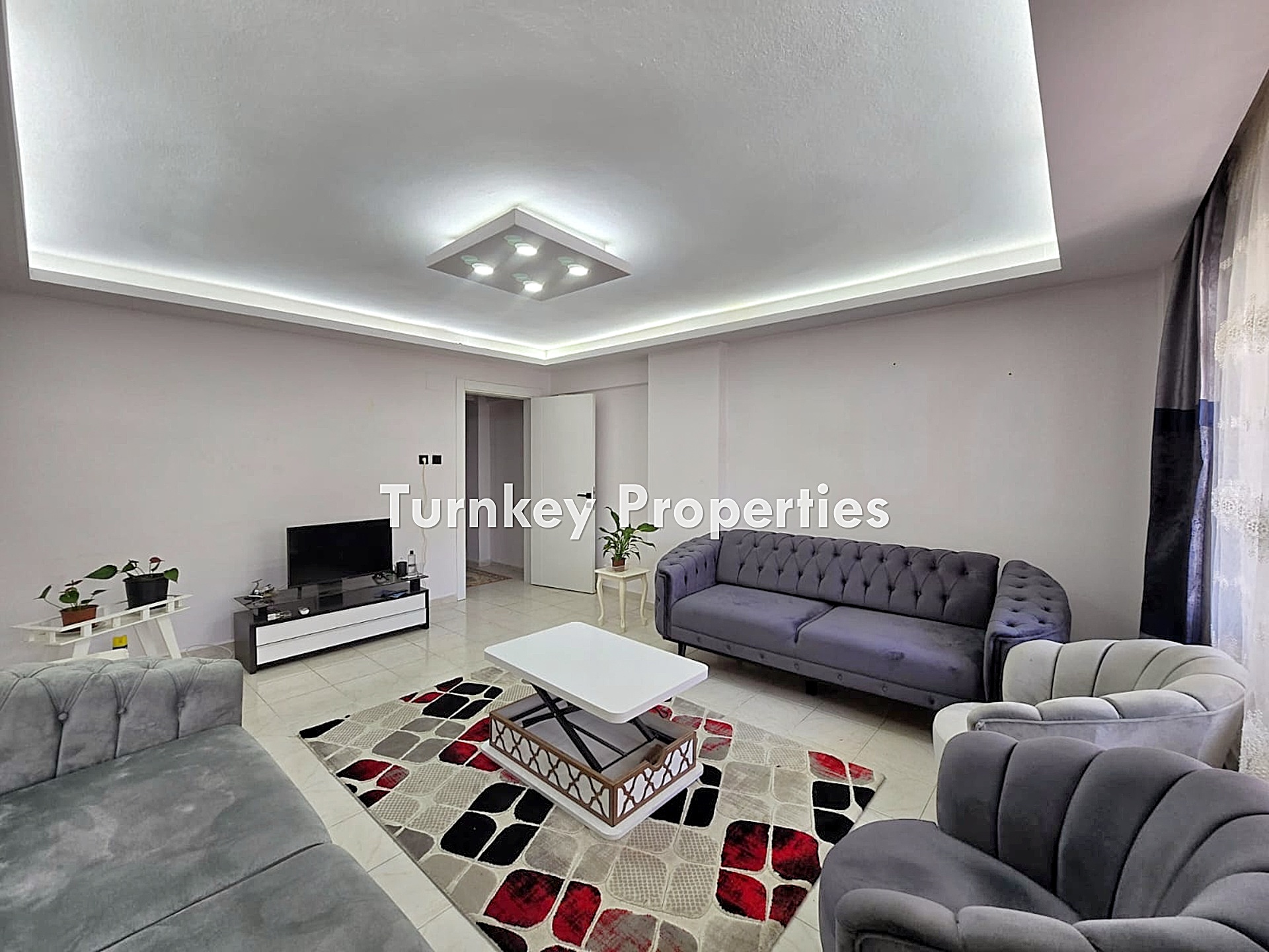 Milas Merkez Satılık Daire 2. Kat Ayrı Mutfaklı, Kışla Caddesi