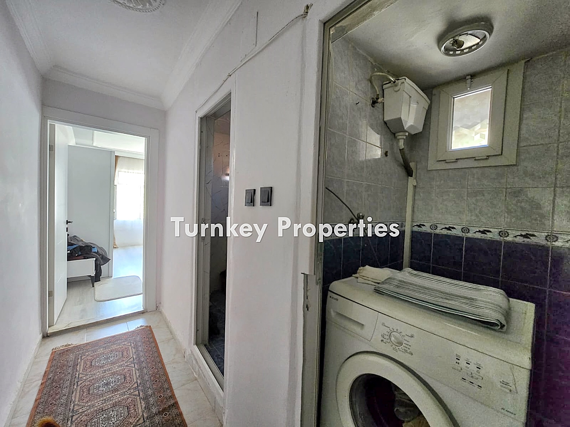 Milas Merkez Satılık Daire 2. Kat Ayrı Mutfaklı, Kışla Caddesi