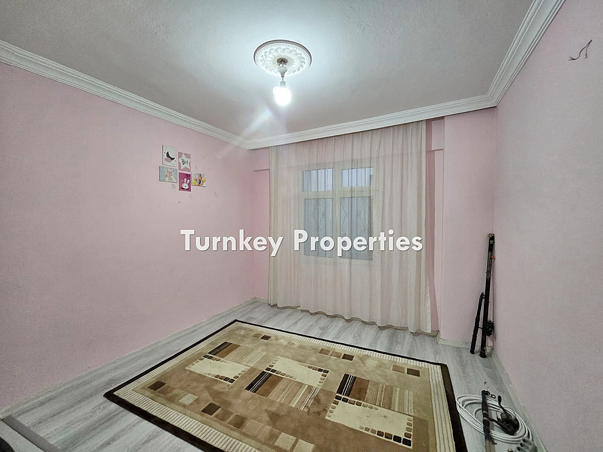 Milas Merkez Satılık Daire 2. Kat Ayrı Mutfaklı, Kışla Caddesi