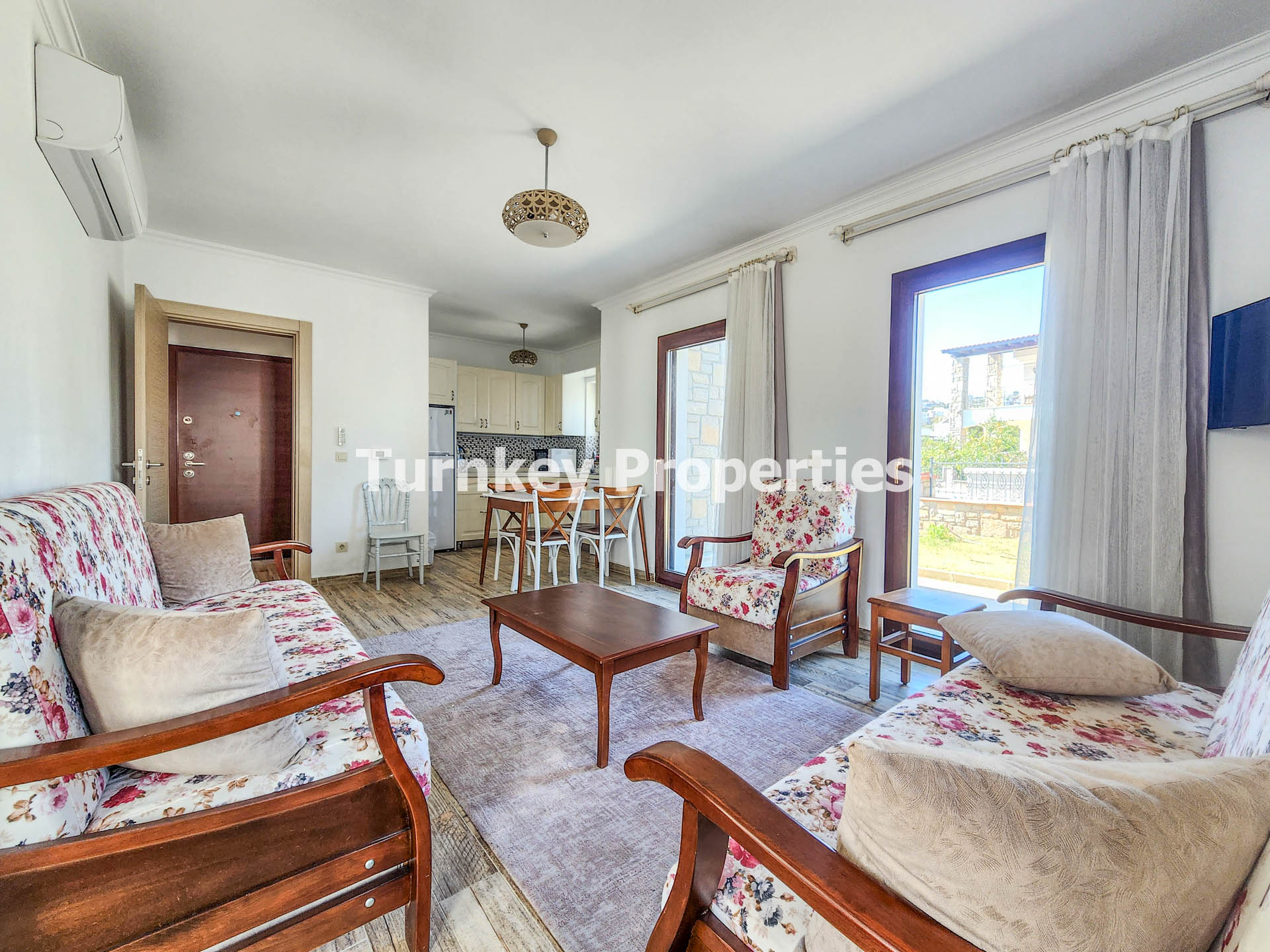 Gündoğan Merkez Kiralık Daire Denize 400 Metre Bahçeli Butik Site