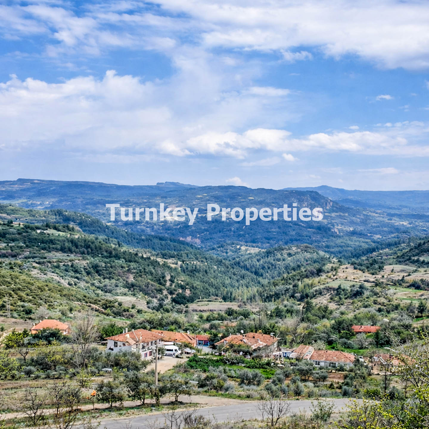 Muğla Menteşe Kuzluk Köyü 1000 m² Köyiçi İmarlı Satılık Arsa