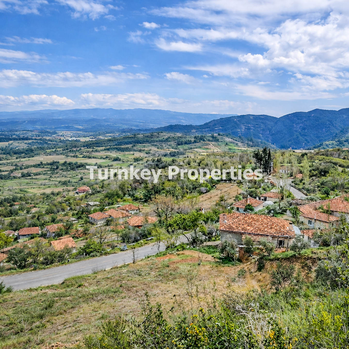 Muğla Menteşe Kuzluk Köyü 1000 m² Köyiçi İmarlı Satılık Arsa