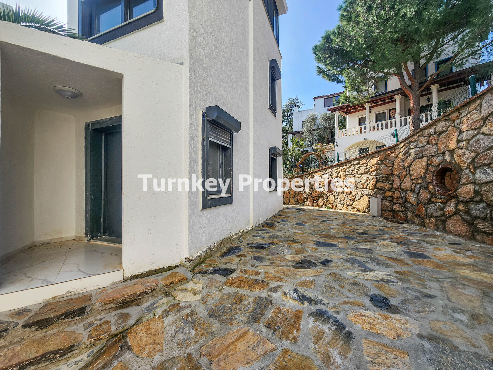 Bodrum Torba Satılık Villa Özel Bahçeli Deniz Manzaralı Müstakil