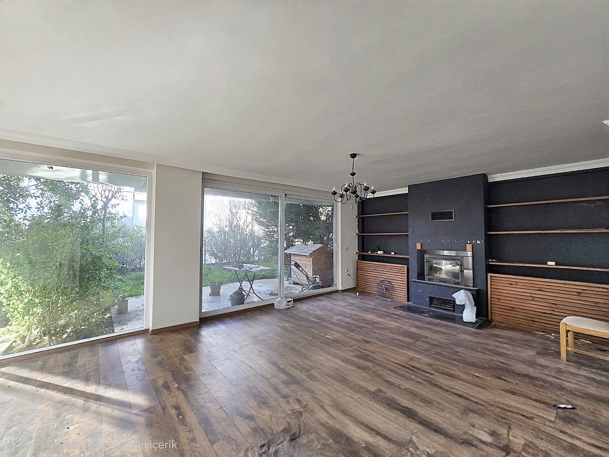 Menteş Satılık Villa Site İçinde Doğa Manzaralı Geniş Bahçeli