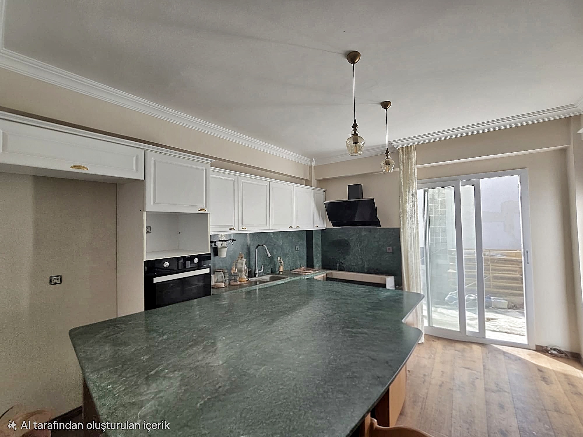 Menteş Satılık Villa Site İçinde Doğa Manzaralı Geniş Bahçeli