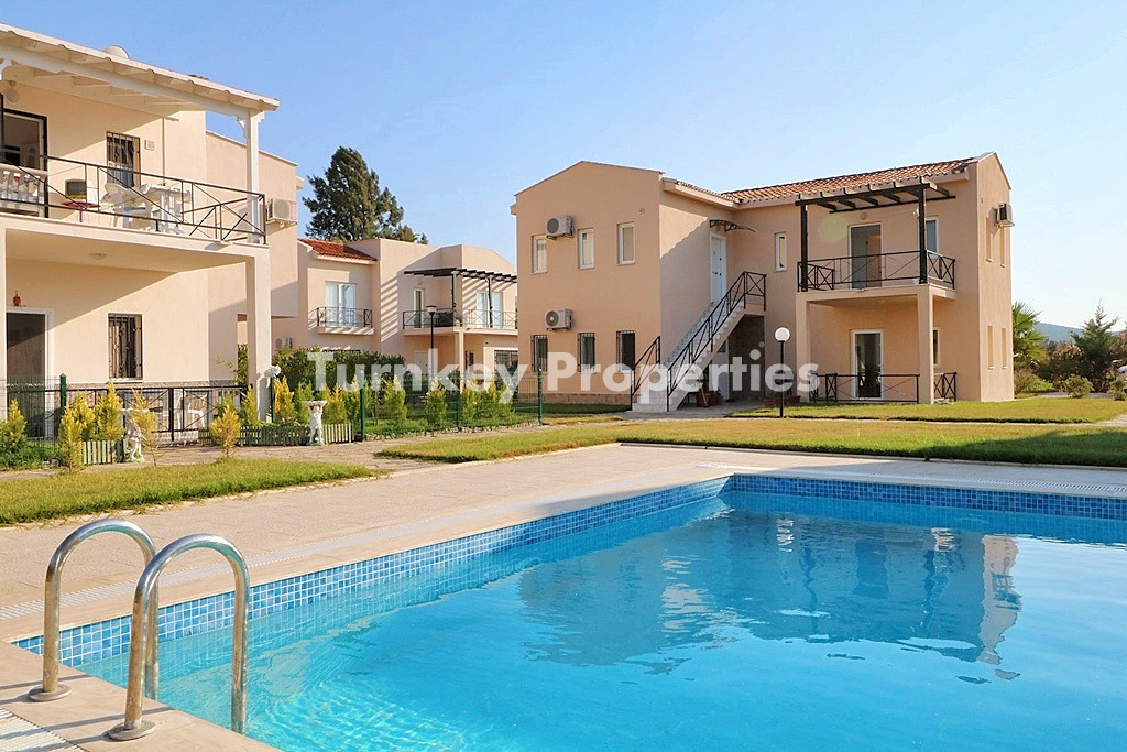 Milas Meşelik Satılık Daire Havuz Manzaralı Site İçinde Üst Kat