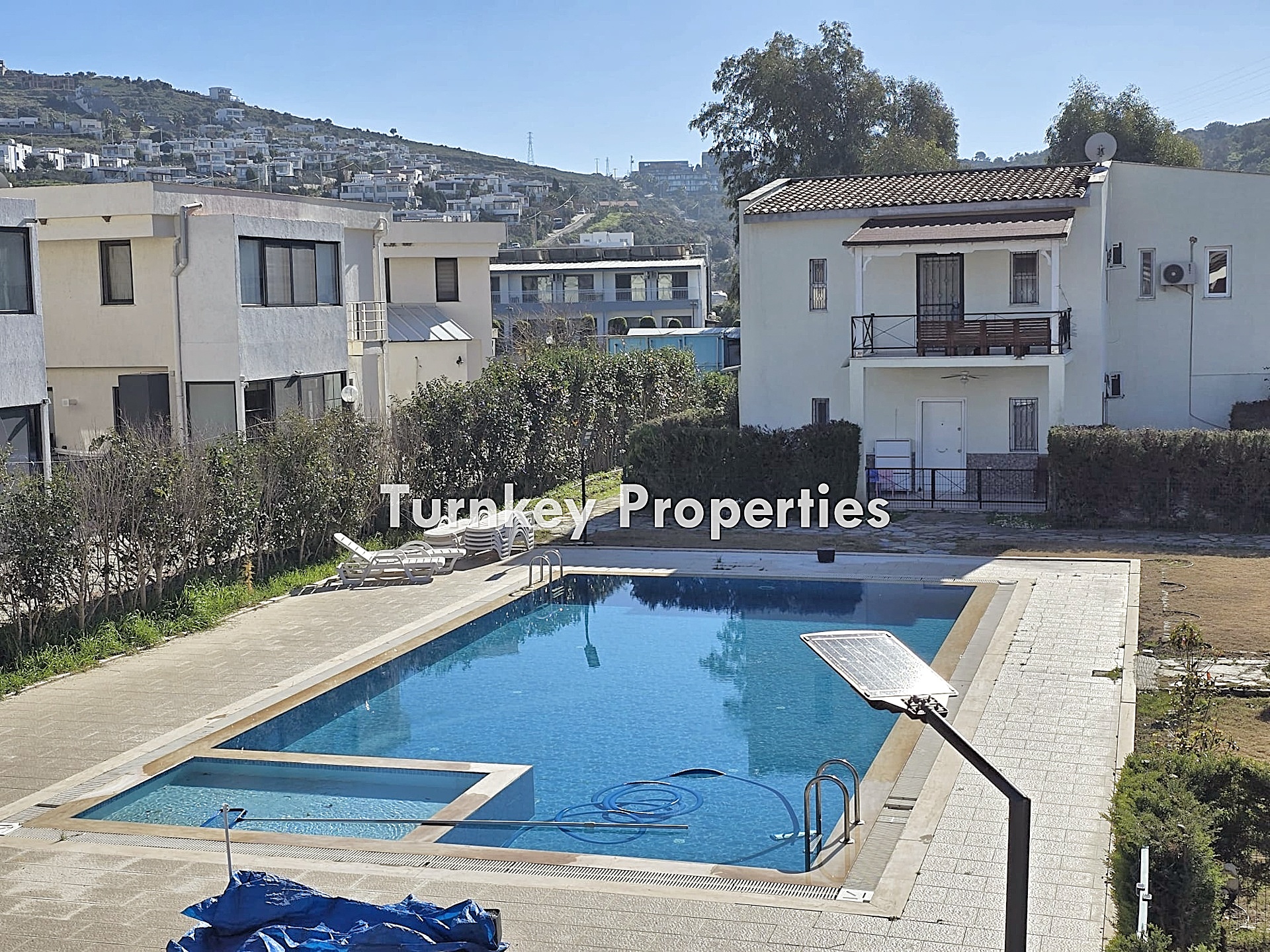 Milas Meşelik Satılık Daire Havuz Manzaralı Site İçinde Üst Kat