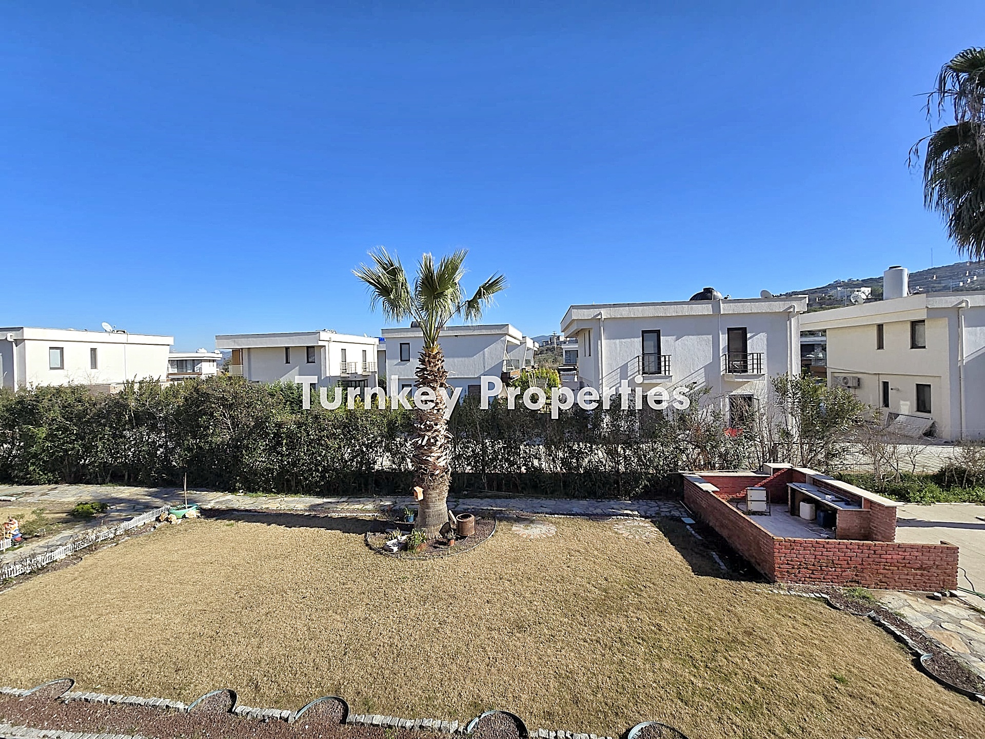 Milas Meşelik Satılık Daire Havuz Manzaralı Site İçinde Üst Kat