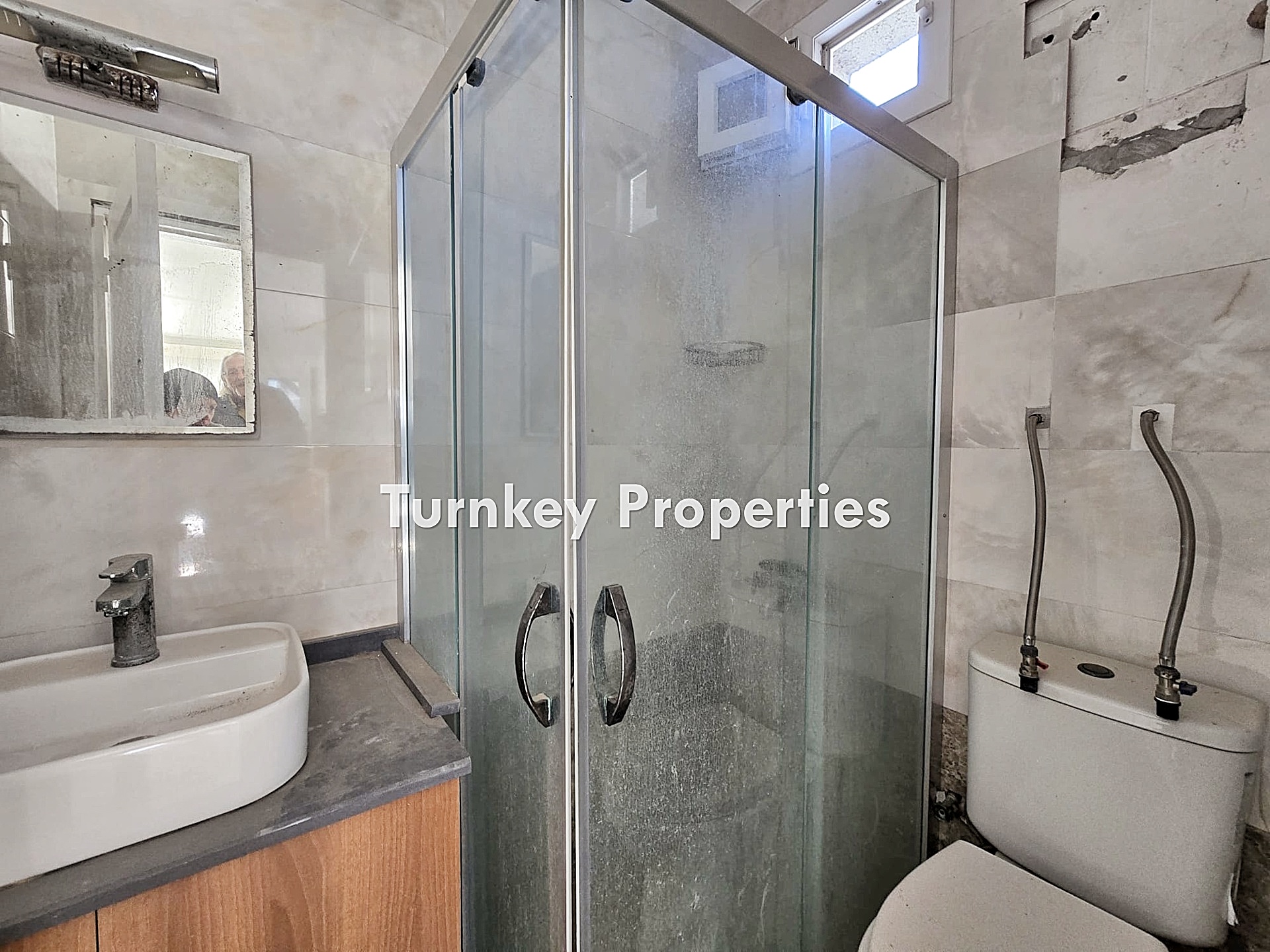 Milas Meşelik Satılık Daire Havuz Manzaralı Site İçinde Üst Kat