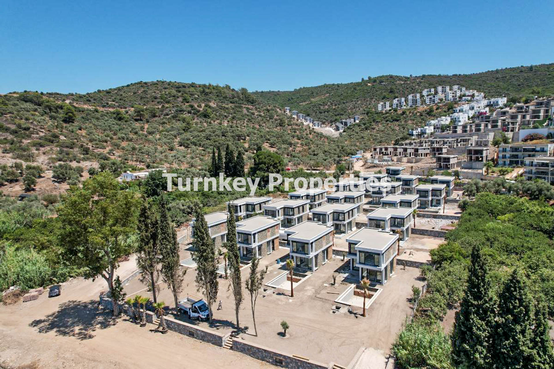 Güllük Milas Satılık Villa Denize Sıfır Özel Plajlı Havuzlu Proje