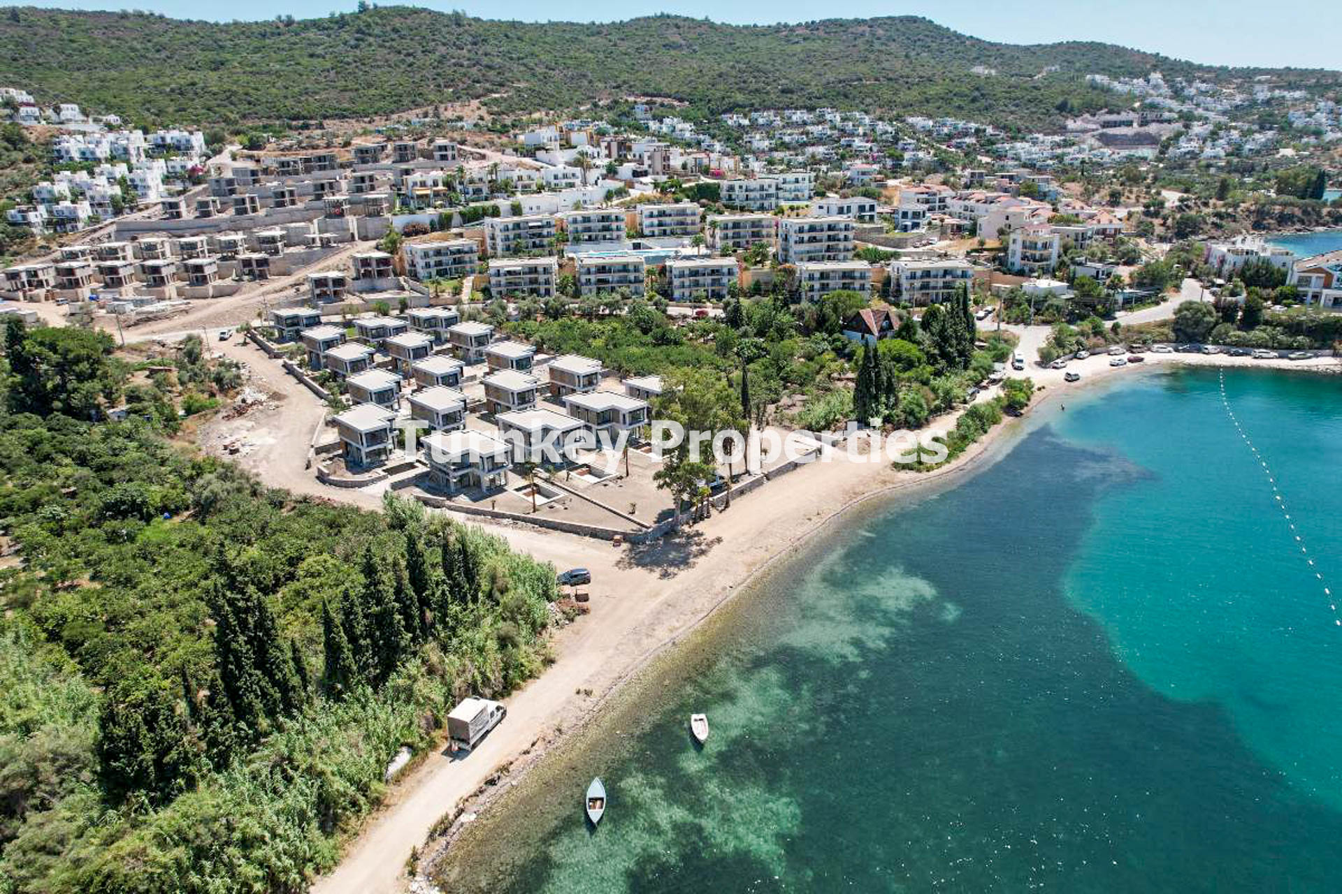 Güllük Milas Satılık Villa Denize Sıfır Özel Plajlı Havuzlu Proje