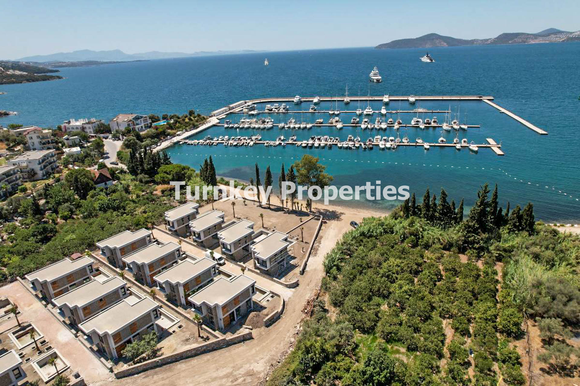 Güllük Milas Satılık Villa Denize Sıfır Özel Plajlı Havuzlu Proje