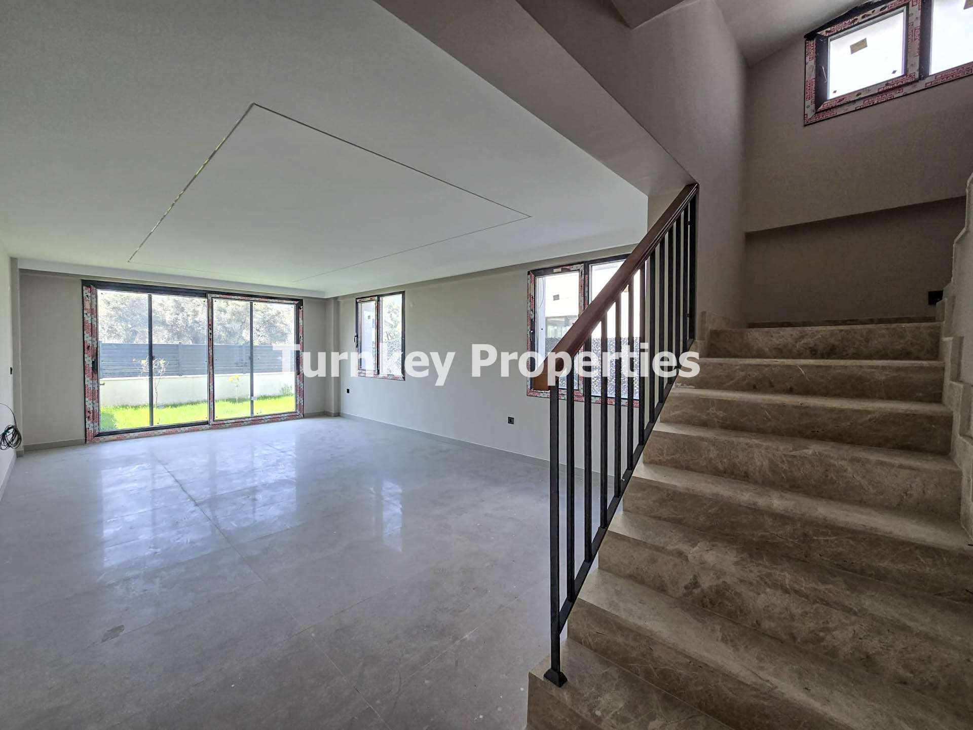 Milas Pomelon AVM Civarı Özel Bahçeli Otoparklı Kiralık 3+1 Villa