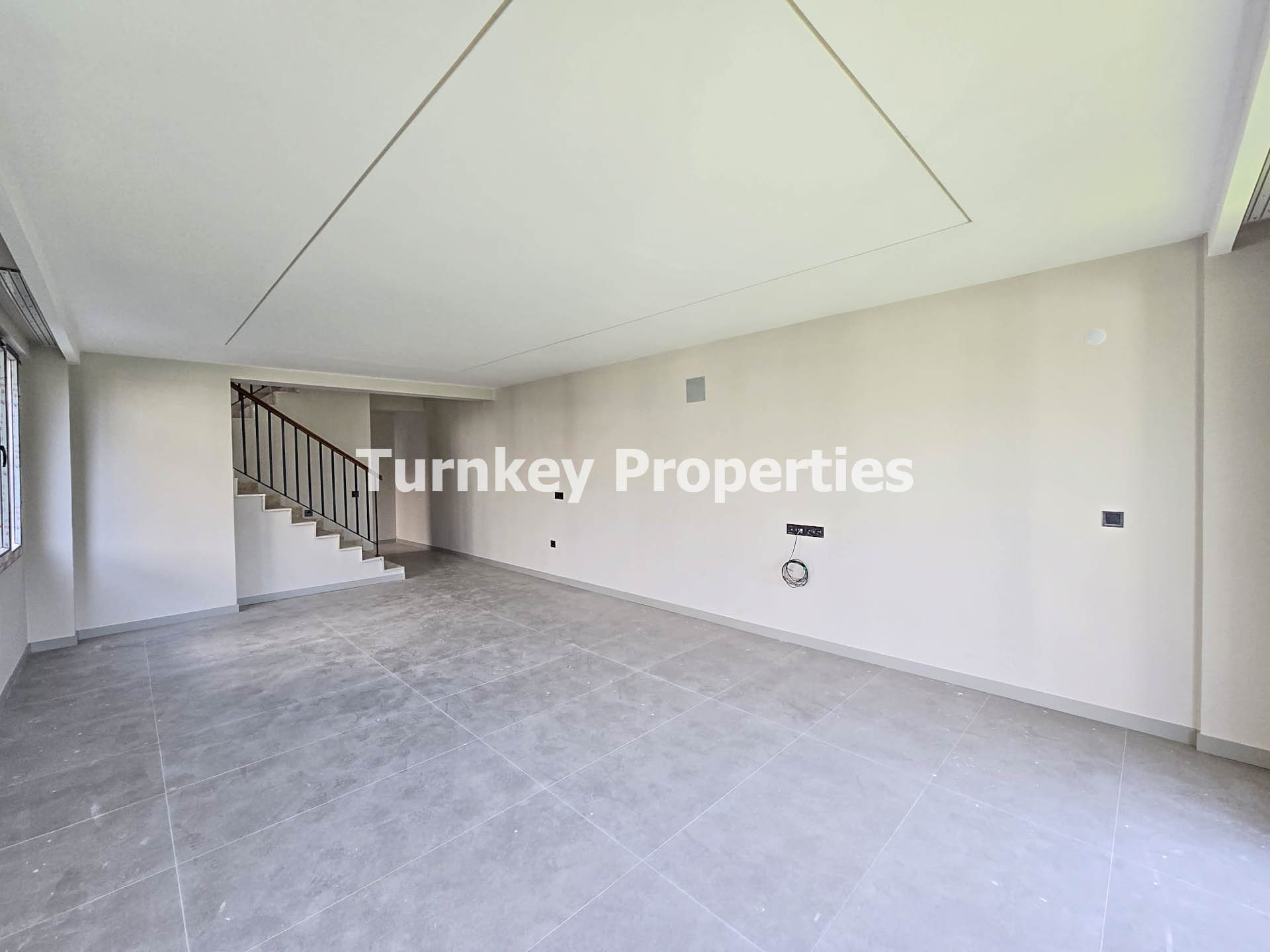 Milas Pomelon AVM Civarı Özel Bahçeli Otoparklı Kiralık 3+1 Villa