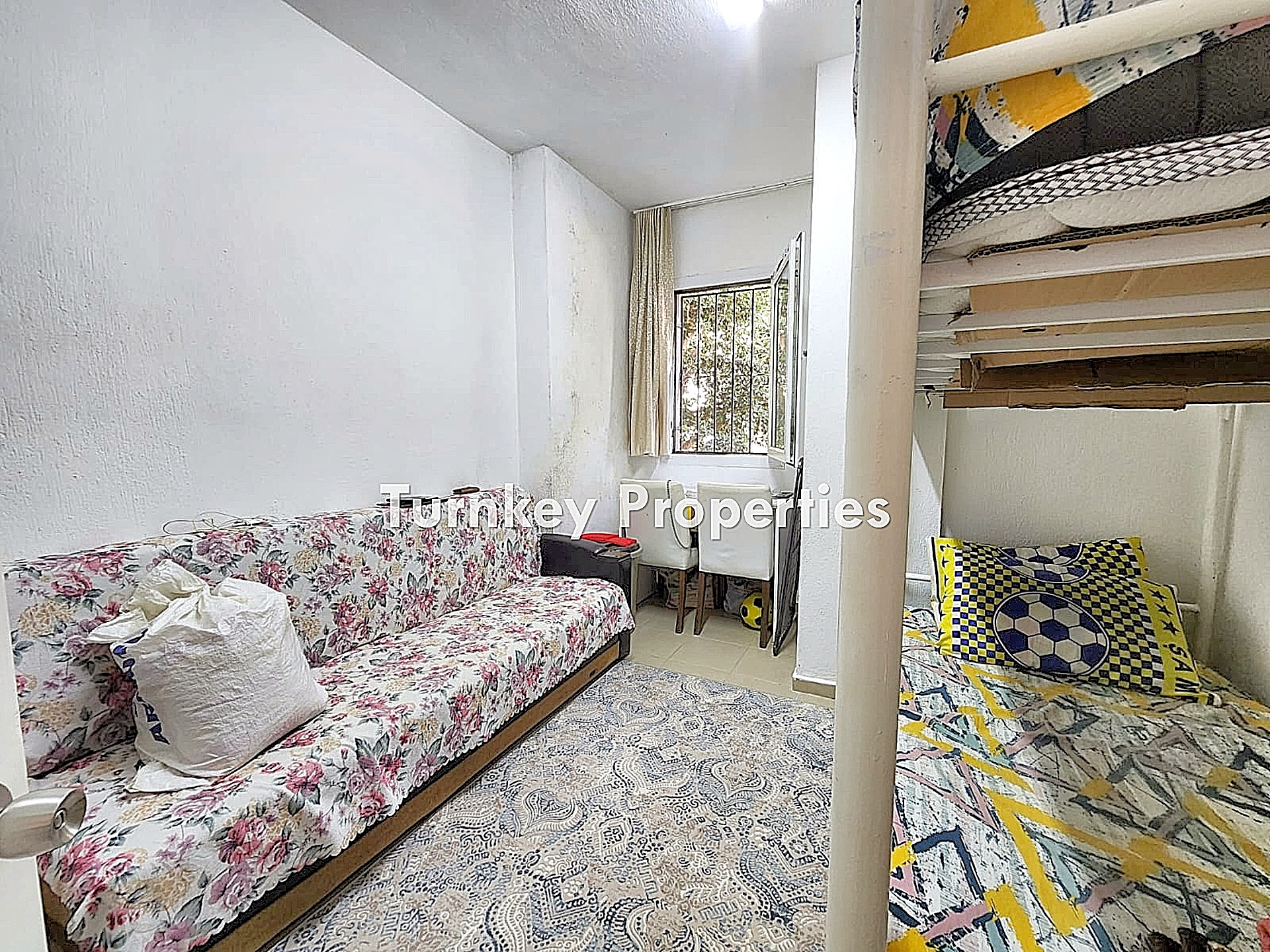 Üst Konacık Satılık Daire Merkezi Konumda Bahçe Katı Garaj Tapulu