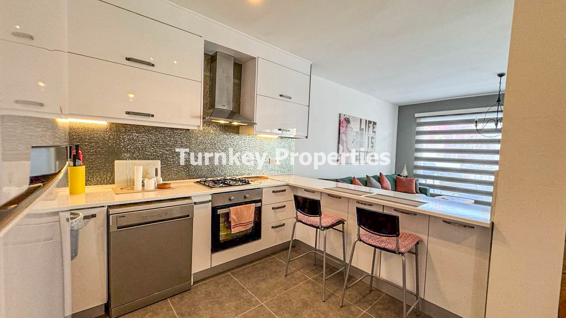 Koyunbaba Satılık Villa Özel Havuzlu Deniz Manzaralı Müstakil Ev