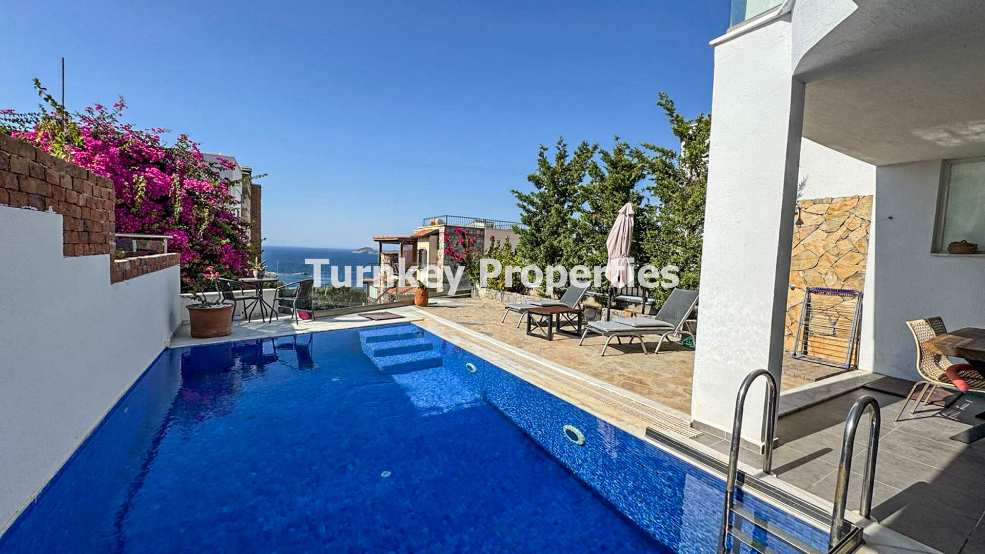 Koyunbaba Satılık Villa Özel Havuzlu Deniz Manzaralı Müstakil Ev