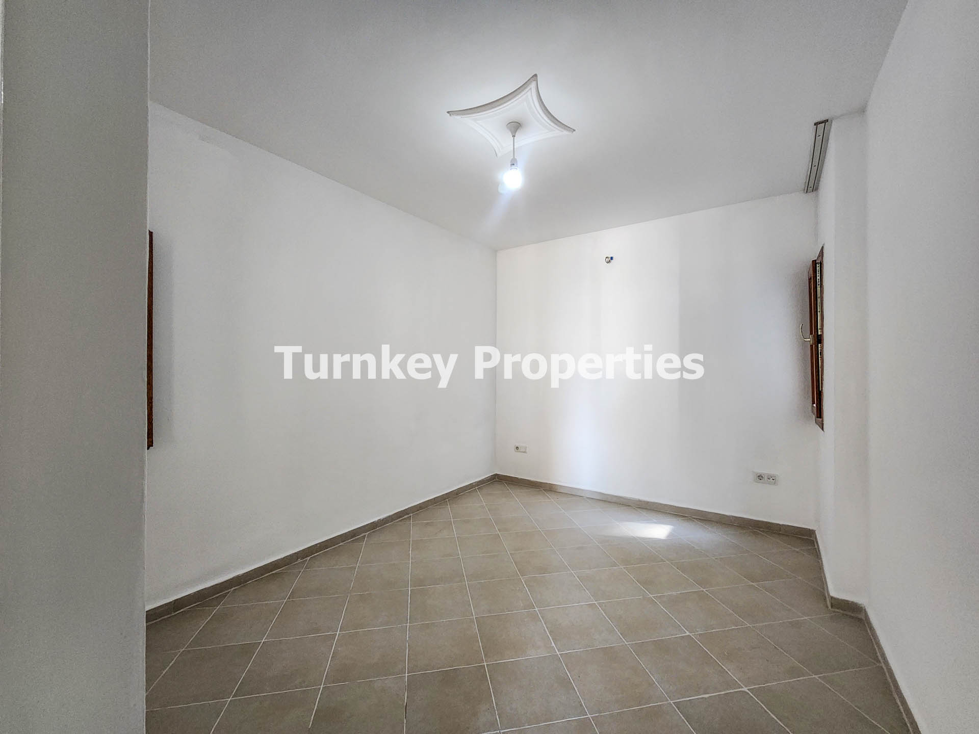 Yalıkavak, Bodrum Küdür Kiralık 2+1 Bahçe Katı Daire Denize Yakın