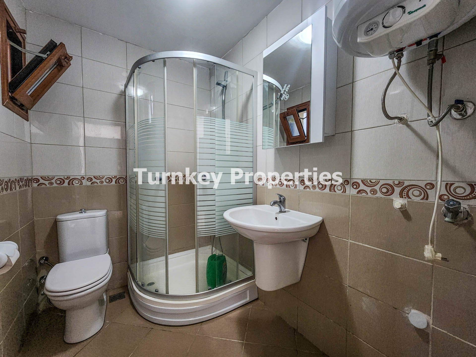 Yalıkavak, Bodrum Küdür Kiralık 2+1 Bahçe Katı Daire Denize Yakın