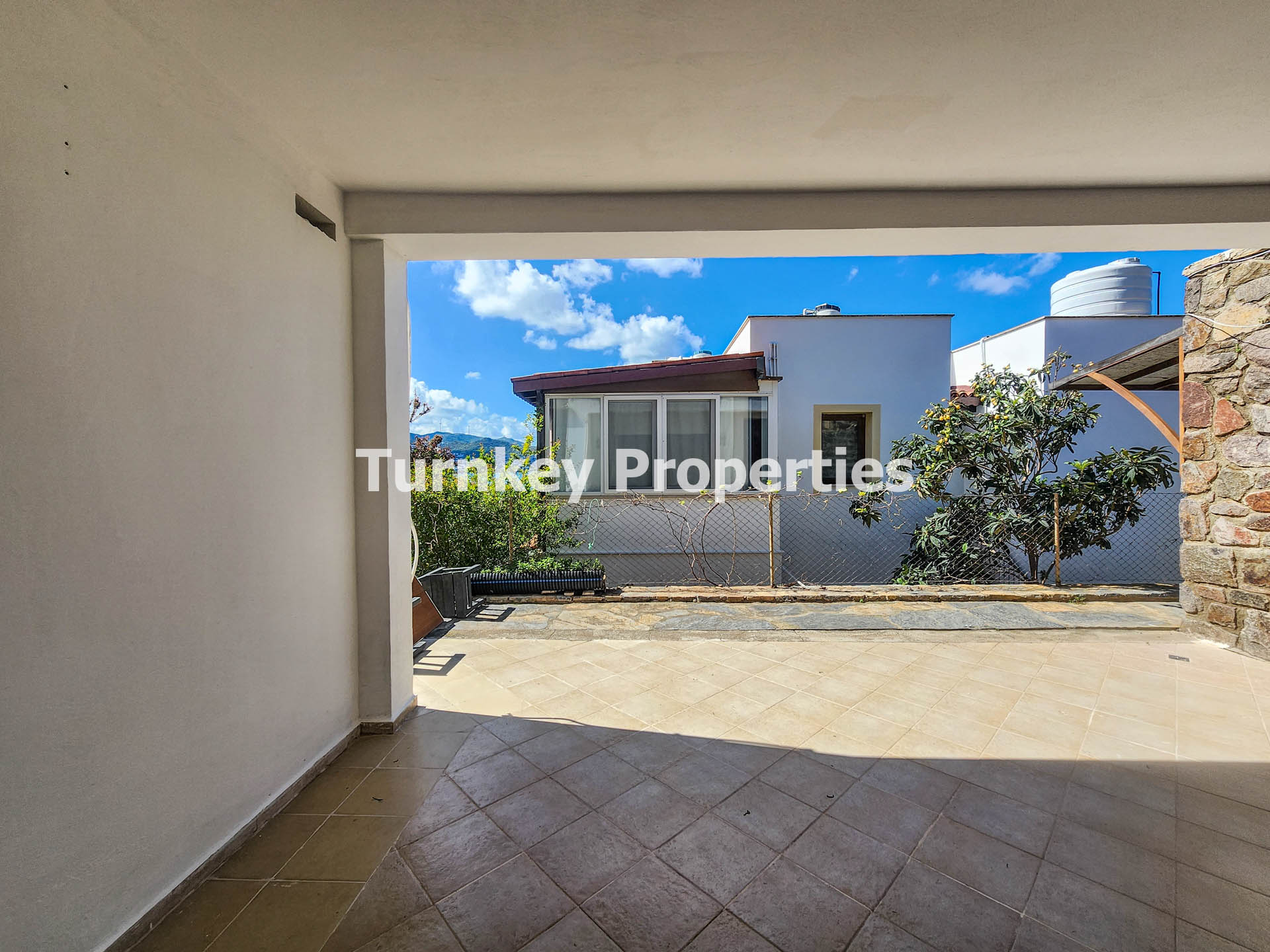 Yalıkavak, Bodrum Küdür Kiralık 2+1 Bahçe Katı Daire Denize Yakın