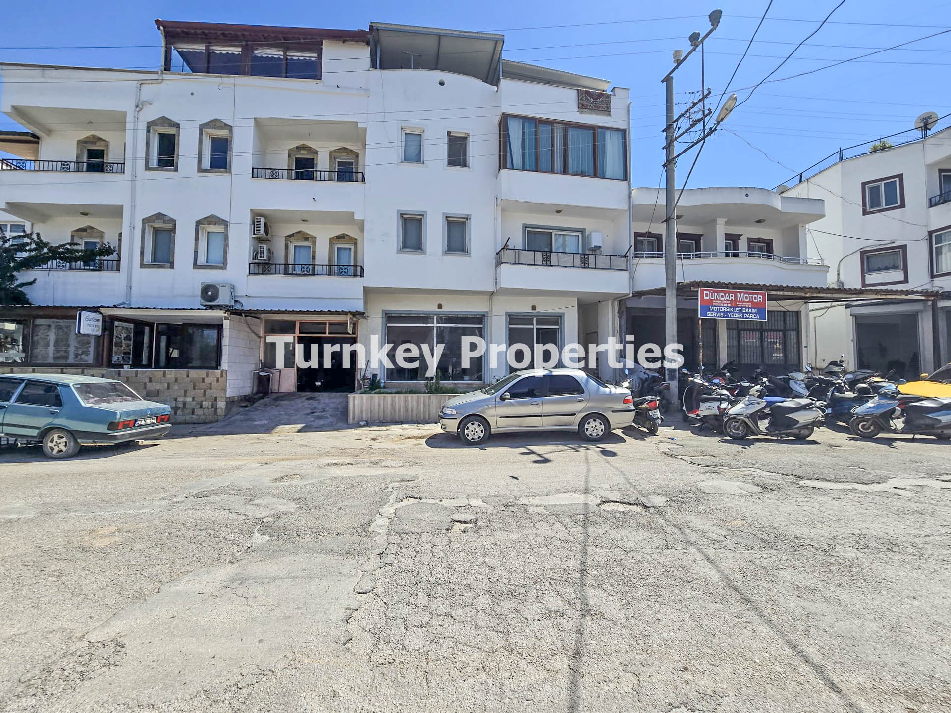 Bodrum Mumcular Eski Sanayi Bölgesinde Cadde Üzeri Kiralık Dükkan