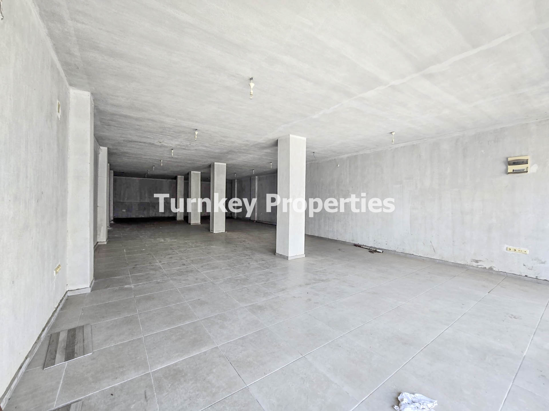 Bodrum Mumcular Eski Sanayi Bölgesinde Cadde Üzeri Kiralık Dükkan