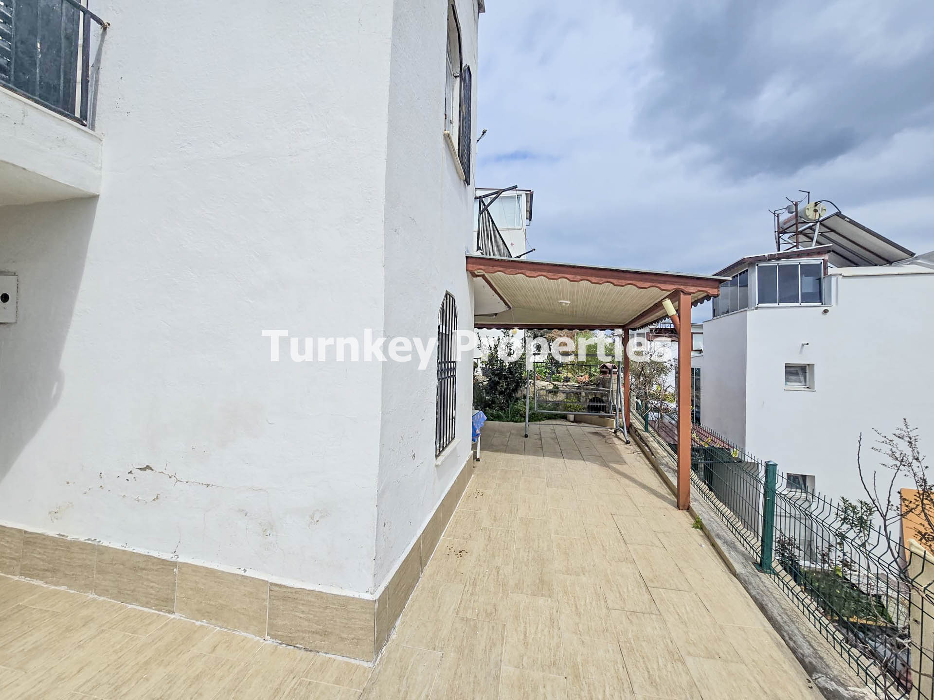Milas Boğaziçi'nde Site İçinde Kiralık Eşyalı Villa Aylık Ödeme