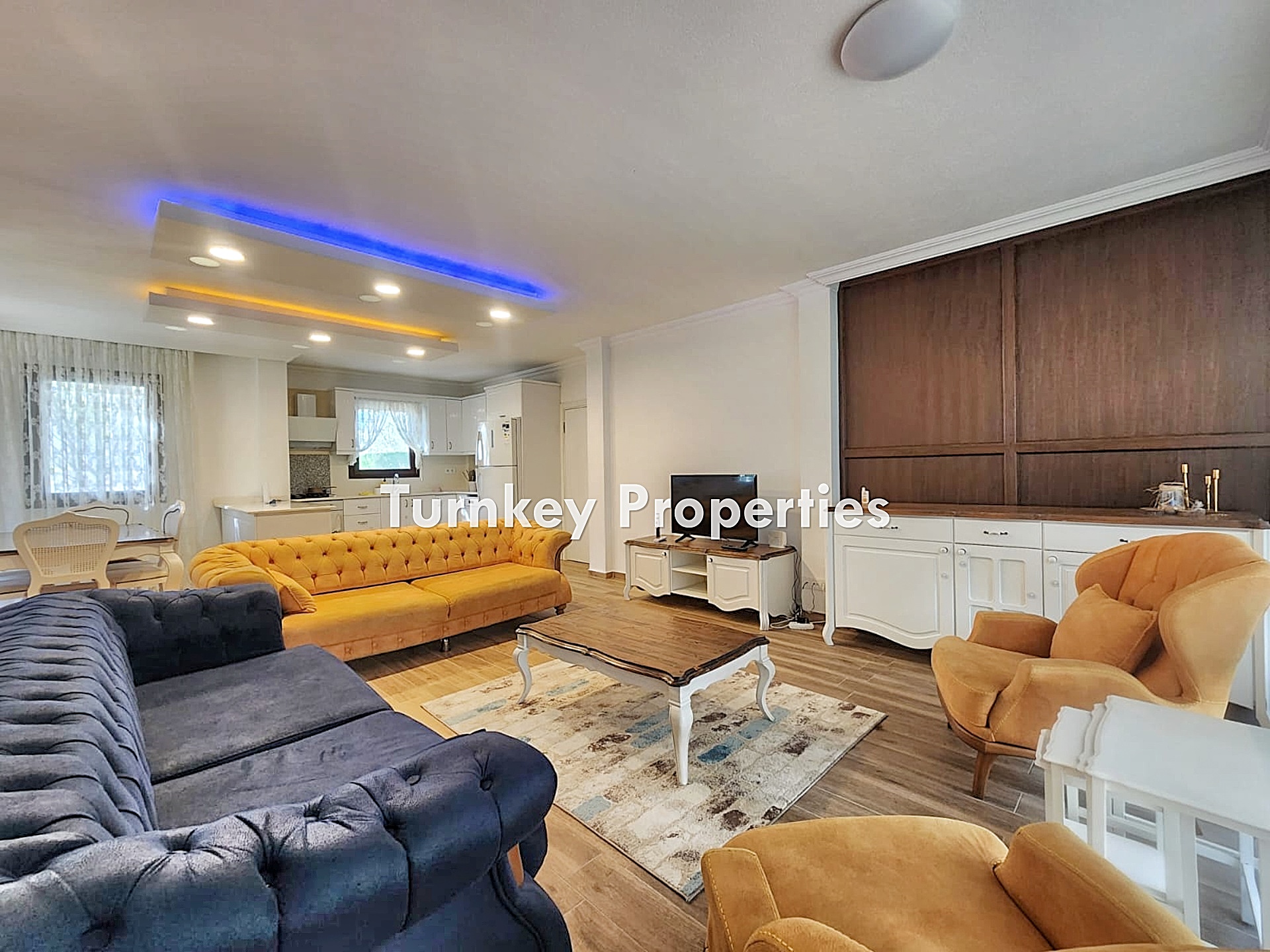 Bodrum Gündoğan Satılık Ev Köyiçi Merkezi Konum Bahçeli Zemin Kat