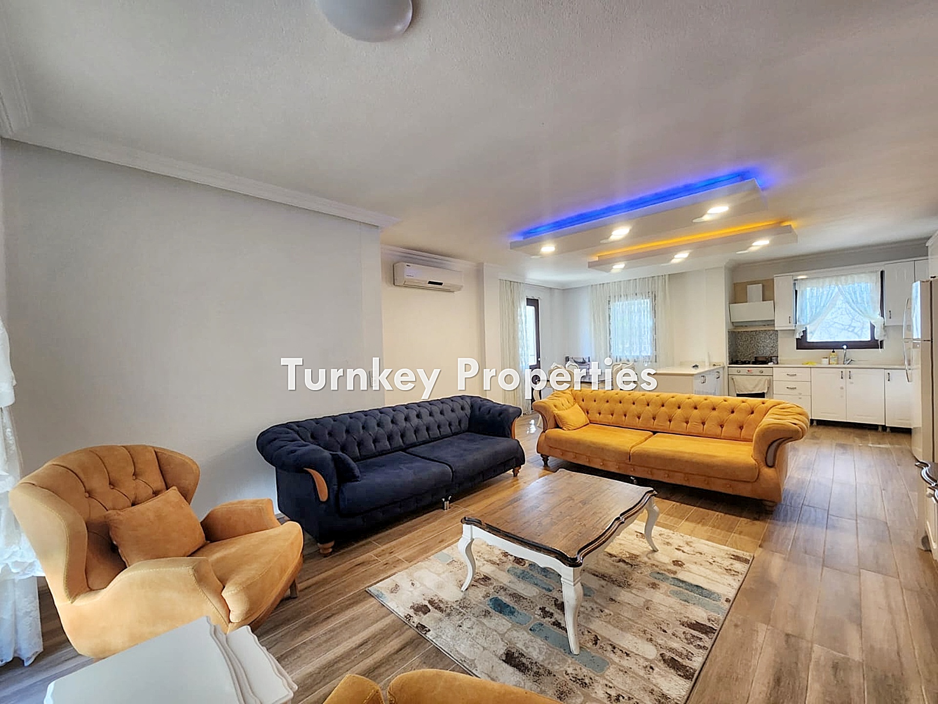 Bodrum Gündoğan Satılık Ev Köyiçi Merkezi Konum Bahçeli Zemin Kat