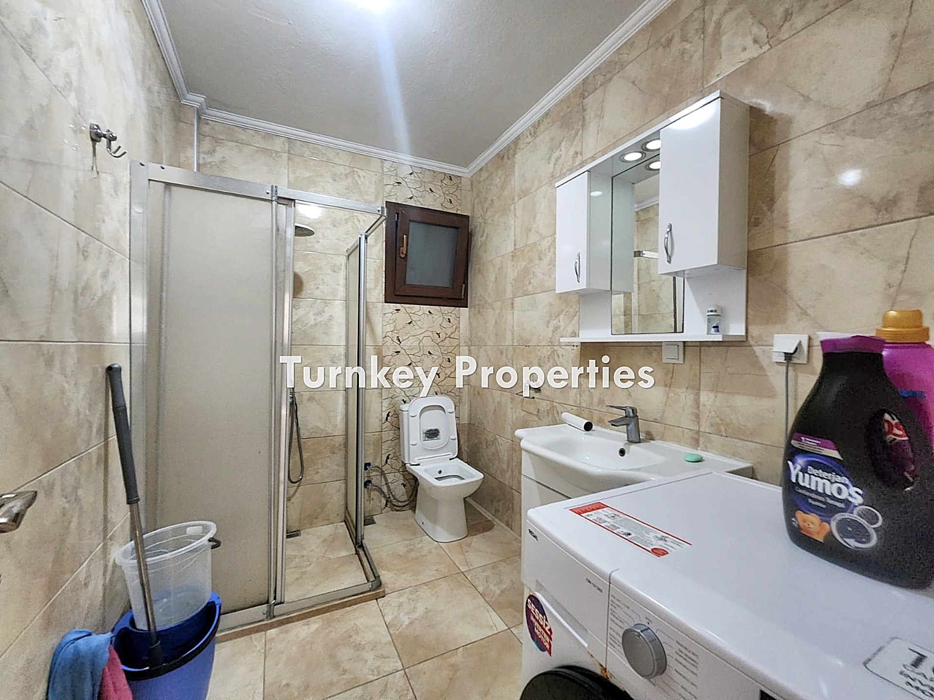 Bodrum Gündoğan Satılık Ev Köyiçi Merkezi Konum Bahçeli Zemin Kat