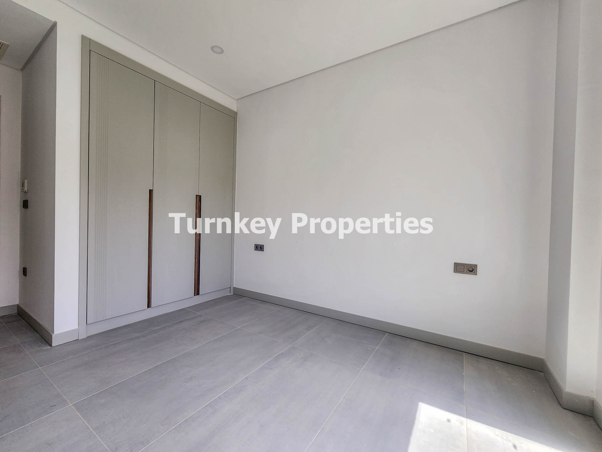 Bodrum Dereköy'de Satılık Daire Modern Tasarım Bahçe Kullanımlı
