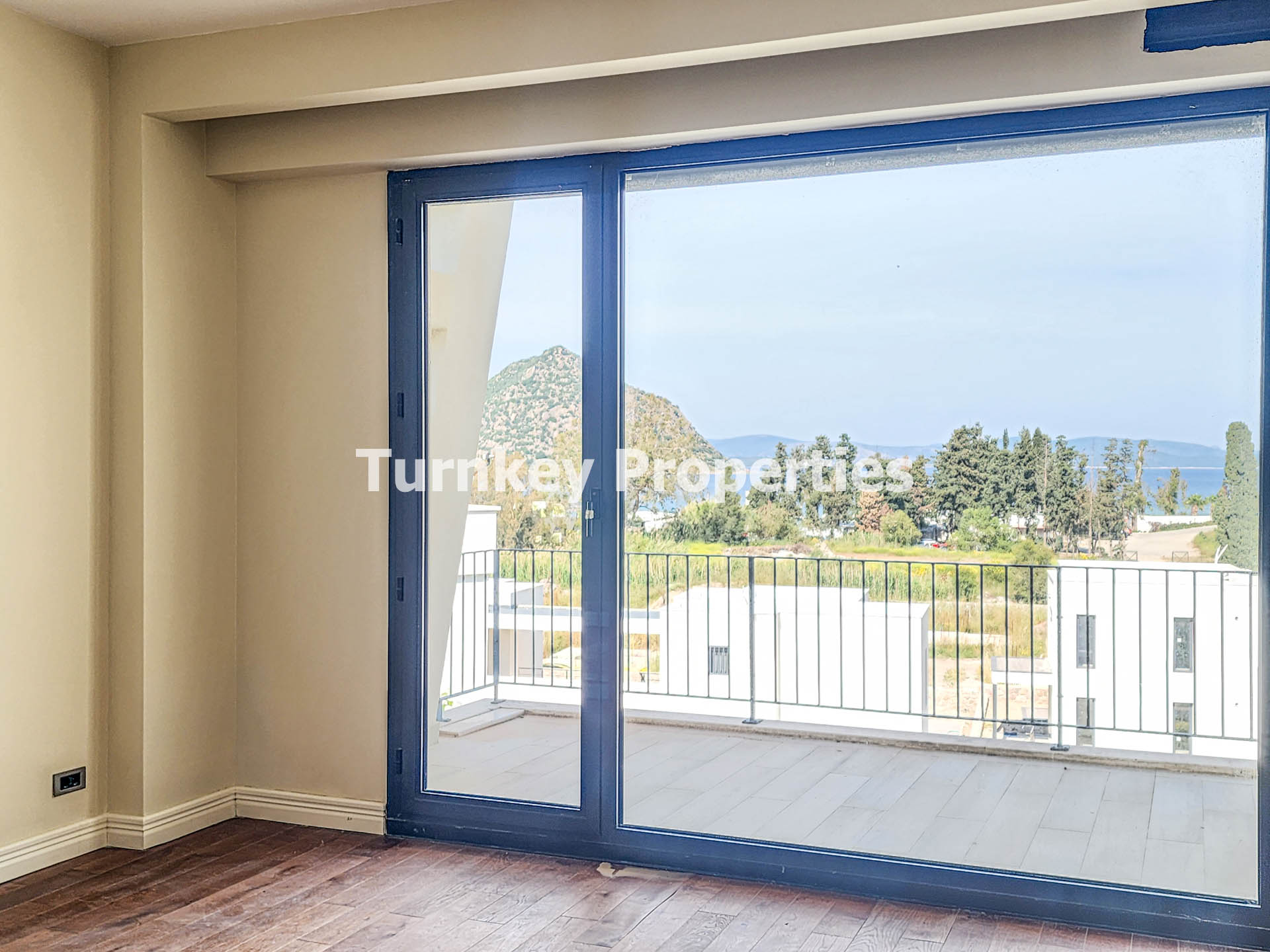 Karaincir Bodrum'da Satılık Residence Deniz Manzaralı ve Balkonlu