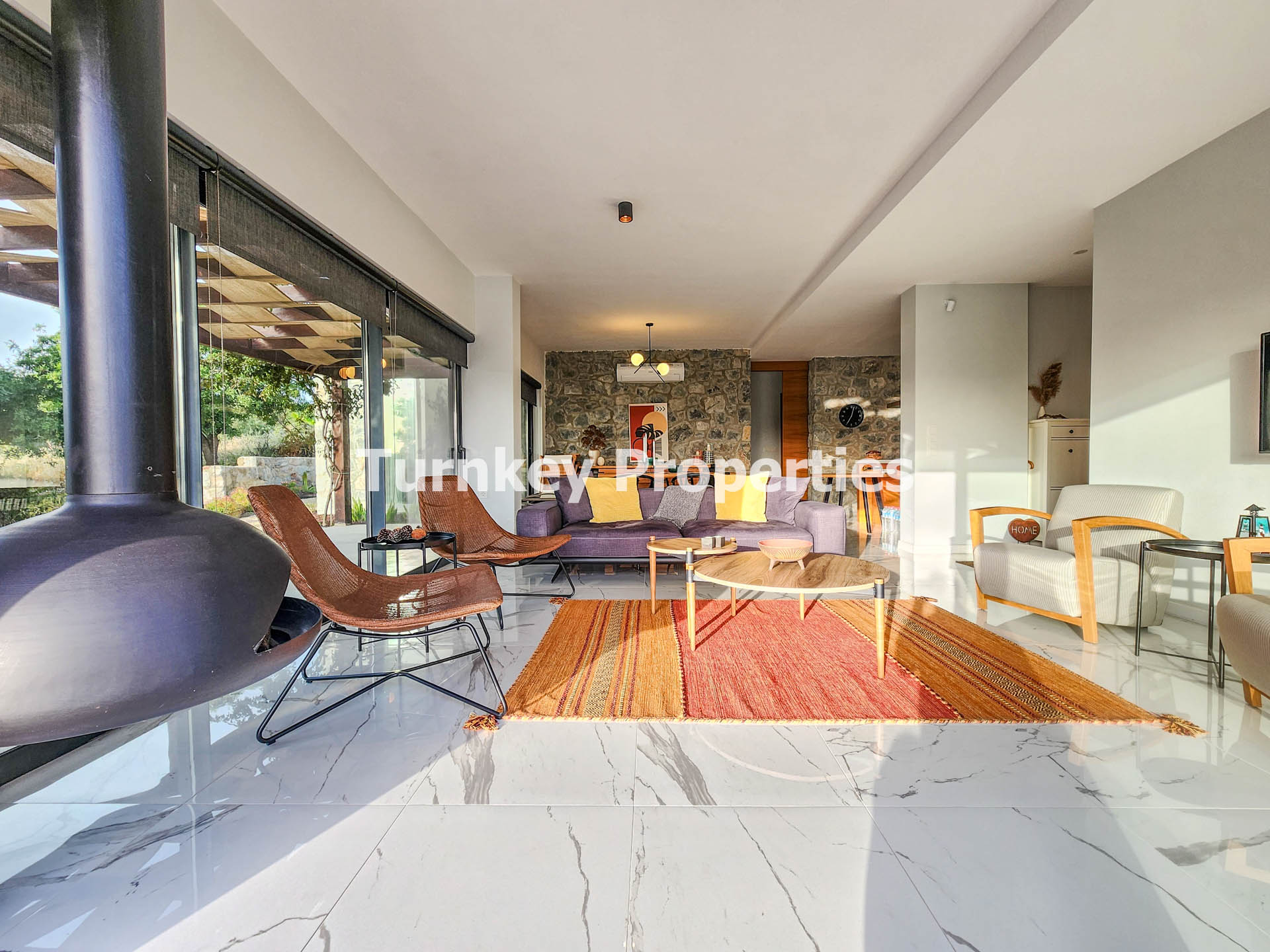 Bodrum Satılık Villa Tek Katlı Taş Mimarili Geniş Bahçe Bungalov