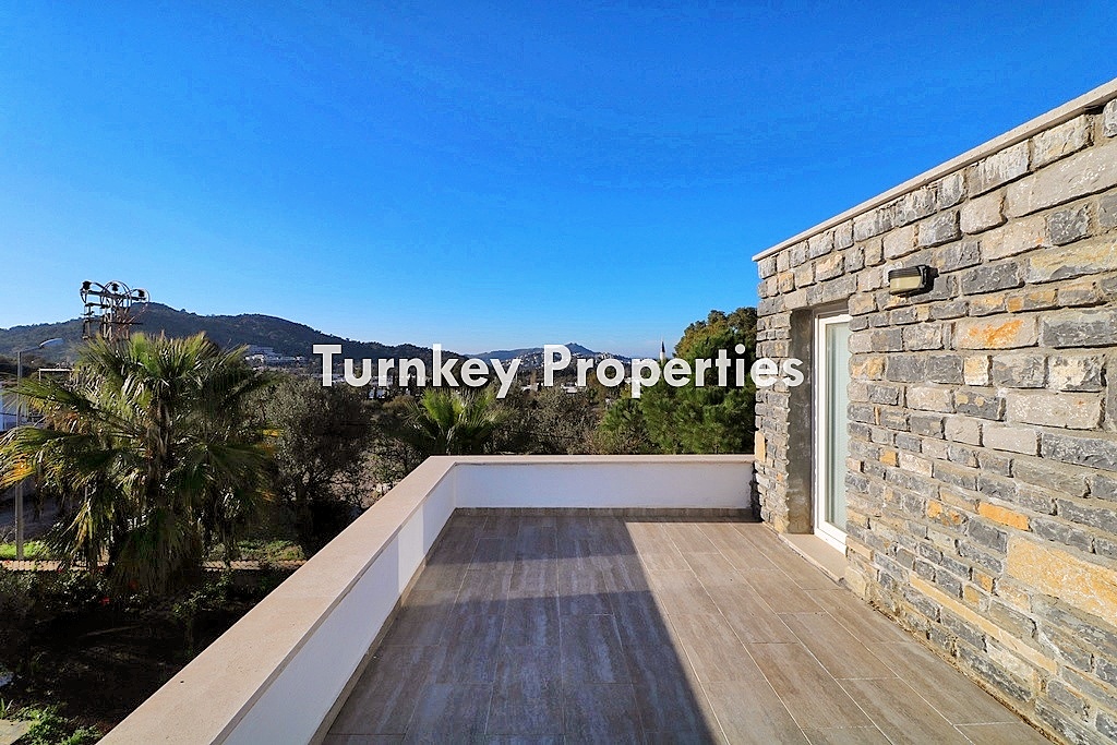 Yalıkavak Gökçebel’de Geniş Bahçeli Kiralık 4+1 Müstakil Villa