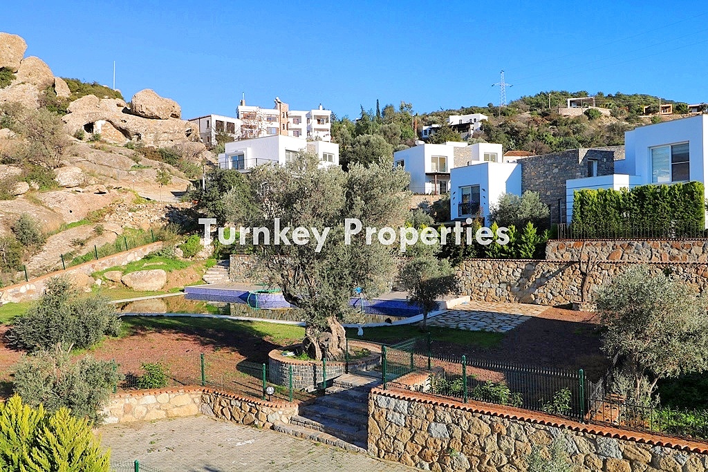 Yalıkavak Gökçebel’de Geniş Bahçeli Kiralık 4+1 Müstakil Villa