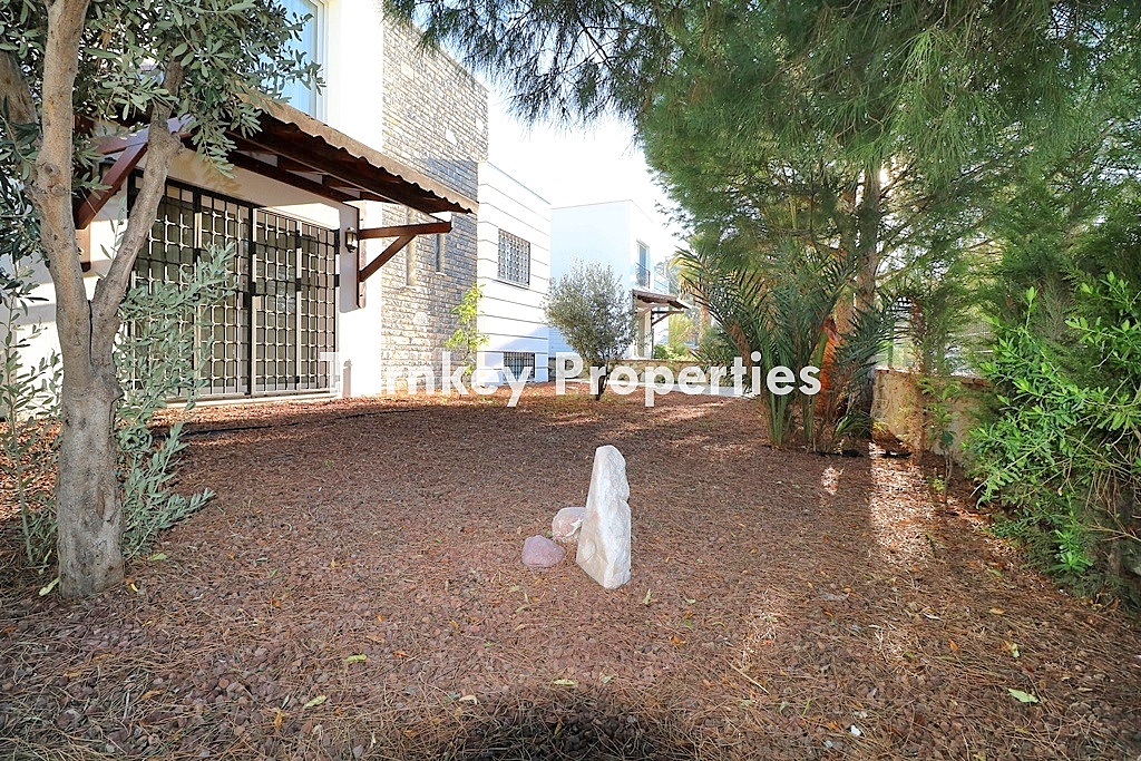 Yalıkavak Gökçebel’de Geniş Bahçeli Kiralık 4+1 Müstakil Villa