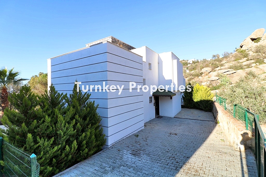 Yalıkavak Gökçebel’de Geniş Bahçeli Kiralık 4+1 Müstakil Villa