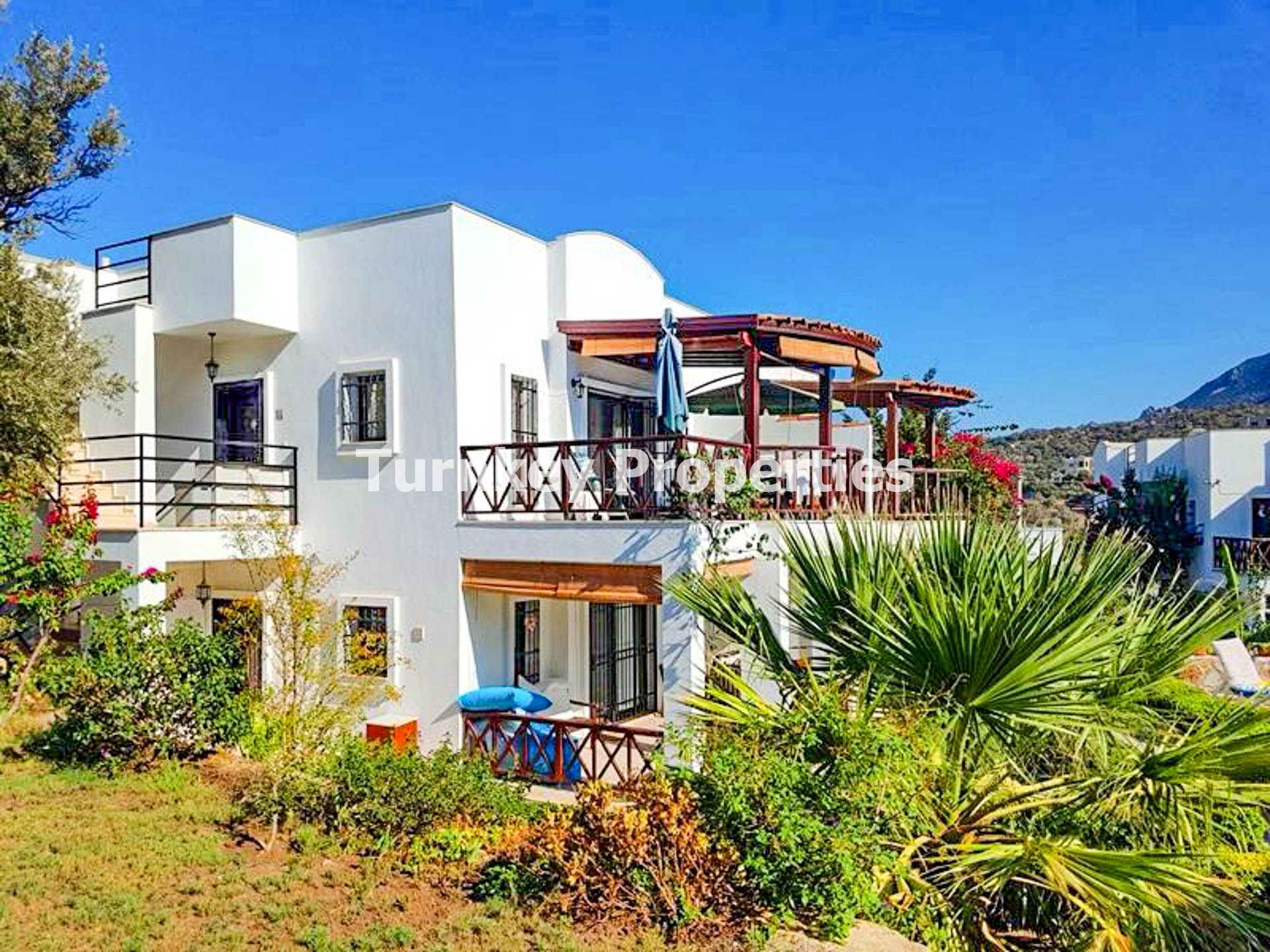 Yalıkavak Marina’ya Yürüme Mesafesinde Sezonluk Kiralık Üst Kat