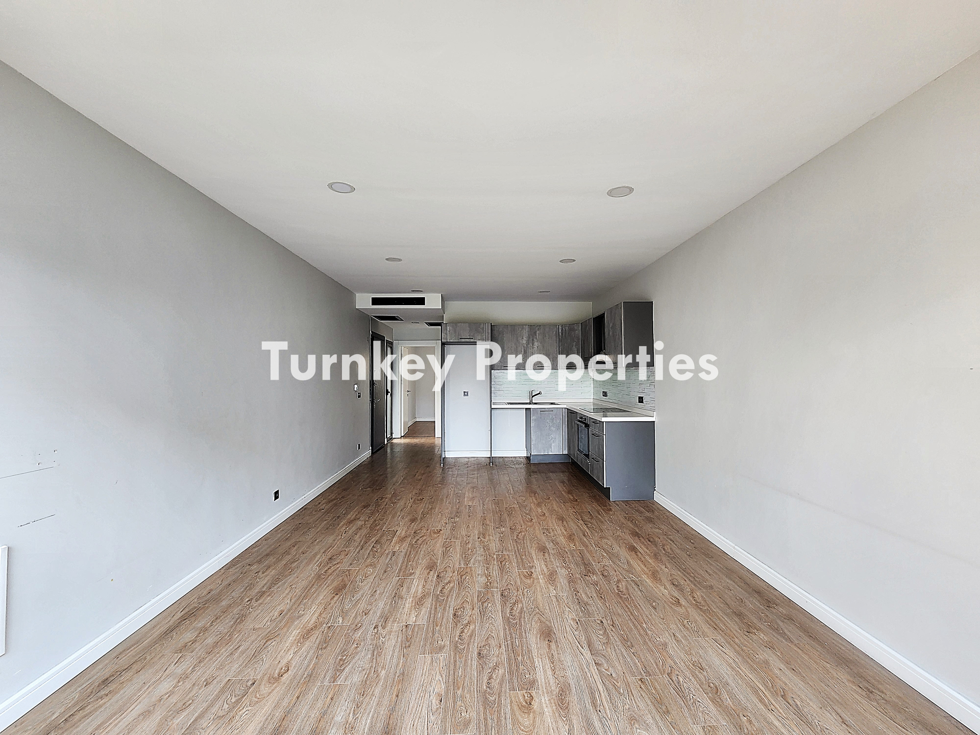 Bodrum Bitez’de Kiralık Dubleks Bahçeli Üç Odalı Merkezi Konum