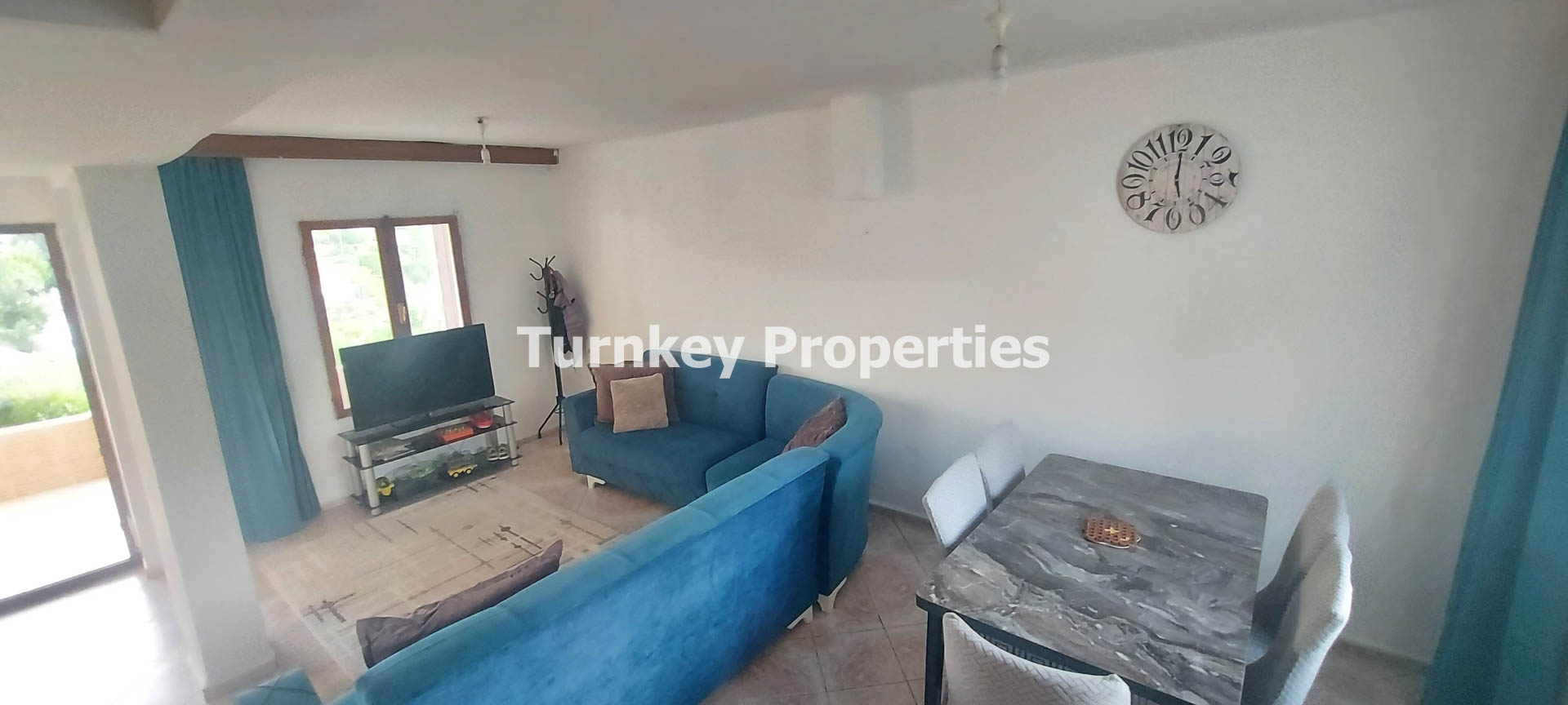 Boğaziçi Satılık Bahçeli Ev Denize Sıfır Site İskeleli ve Plajlı
