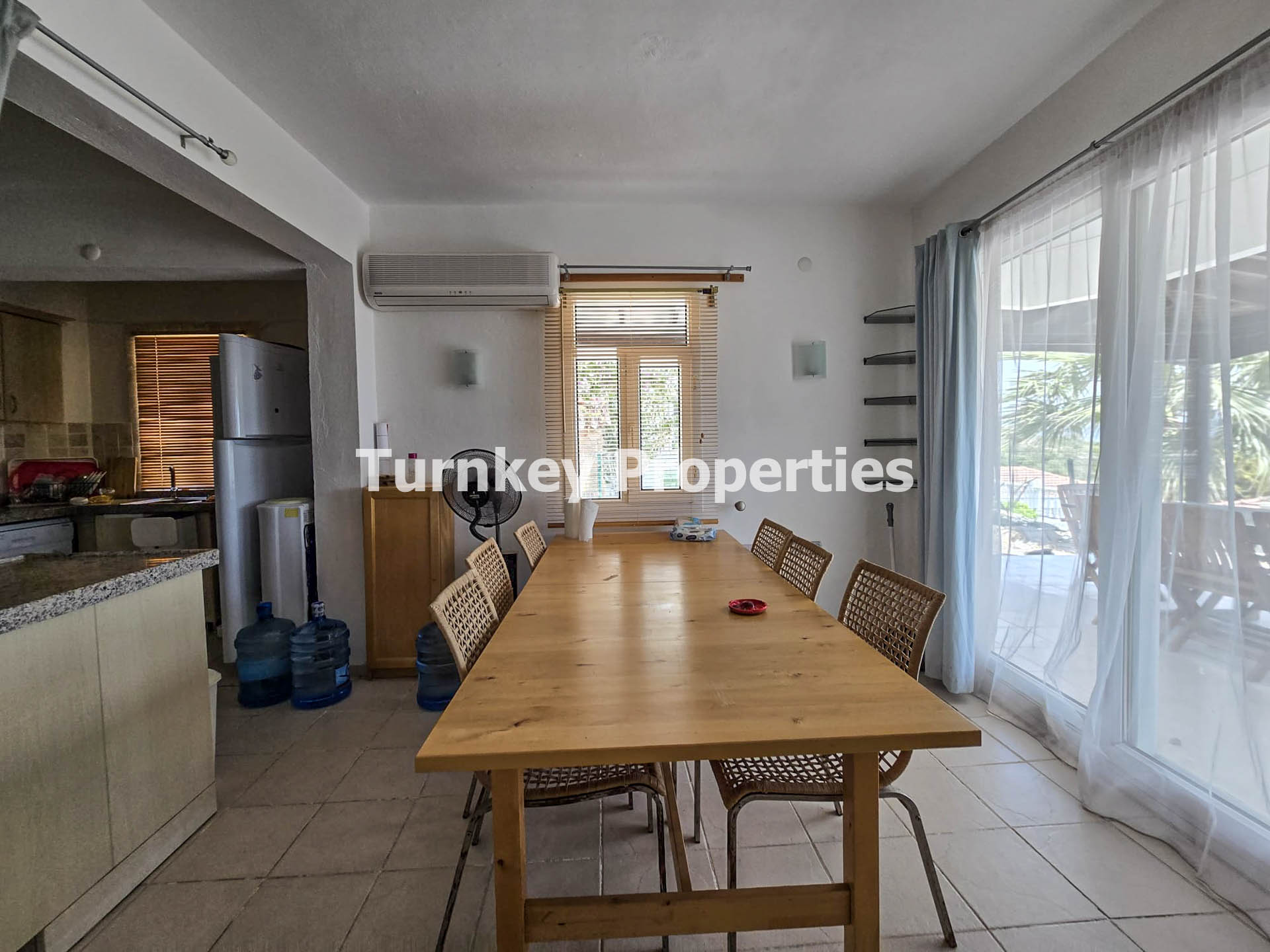Boğaziçi Kiralık 3+1 Müstakil Ev Geniş Bahçeli Full Eşyalı Villa
