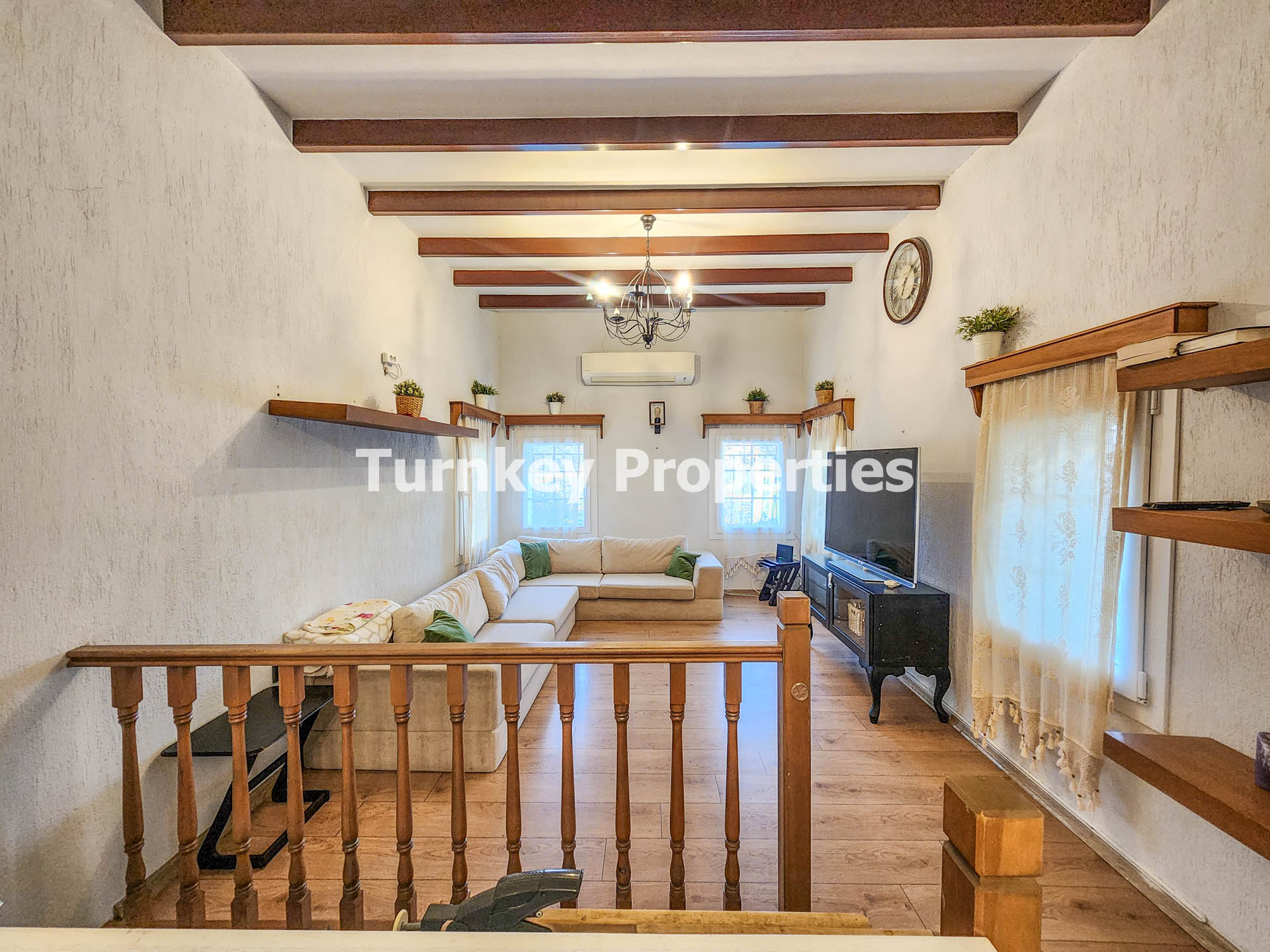 Yakaköy Kiralık Avlulu Bodrum Taş Ev Müstakil Yaşam ve Bahçeli Ev