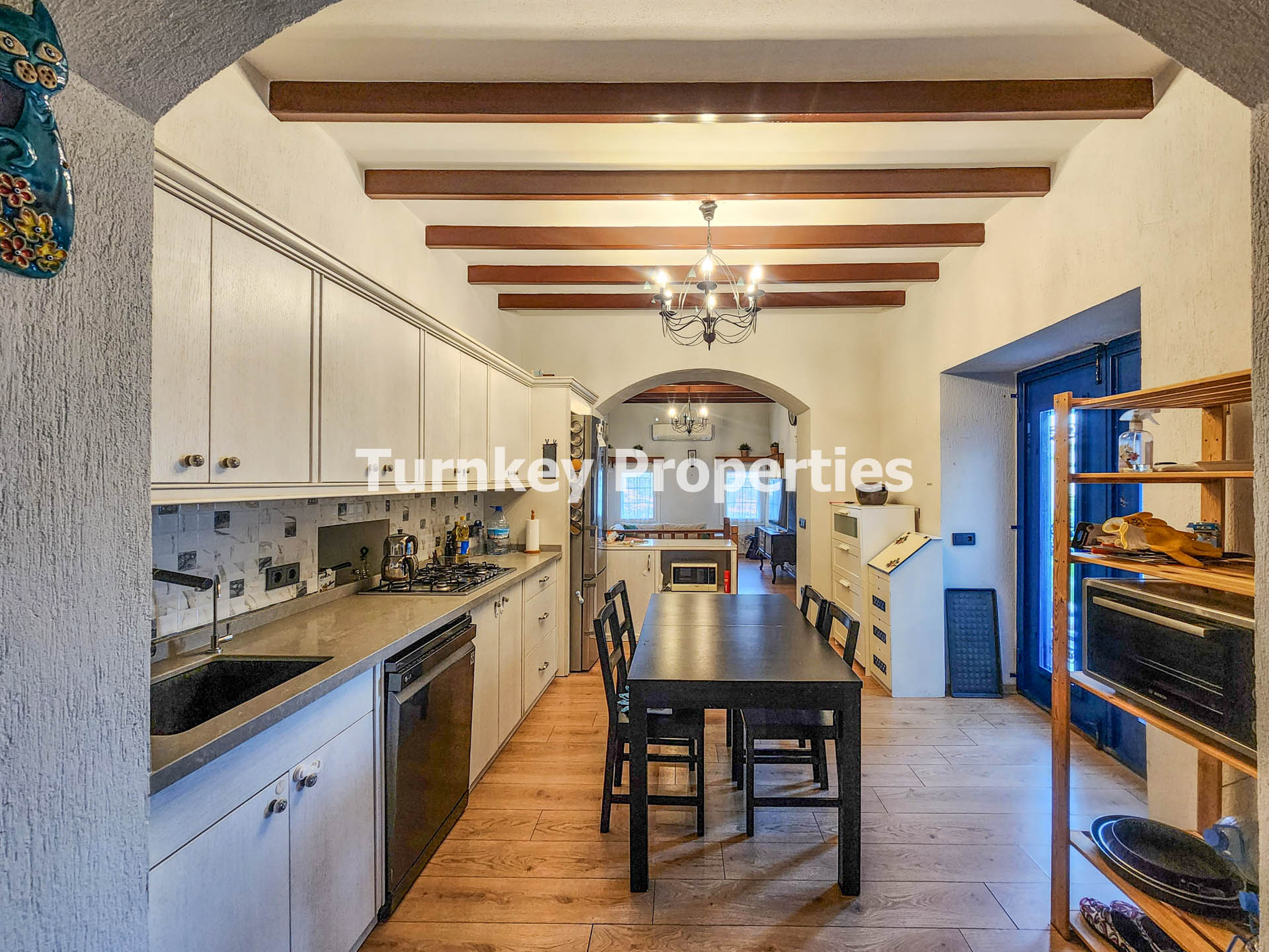 Yakaköy Kiralık Avlulu Bodrum Taş Ev Müstakil Yaşam ve Bahçeli Ev