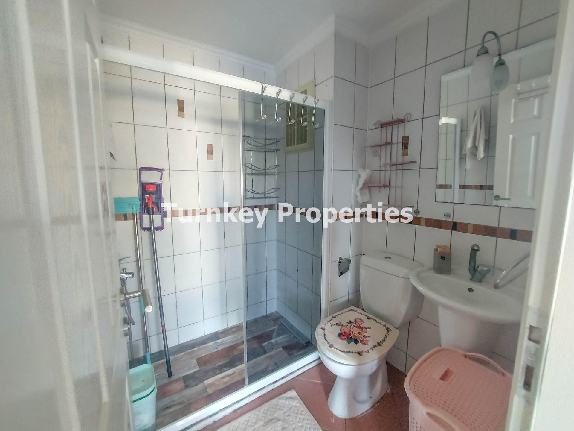 Adabükü Satılık Daire Lakeside Garden Bahçe Katı 2 Banyolu Eşyalı