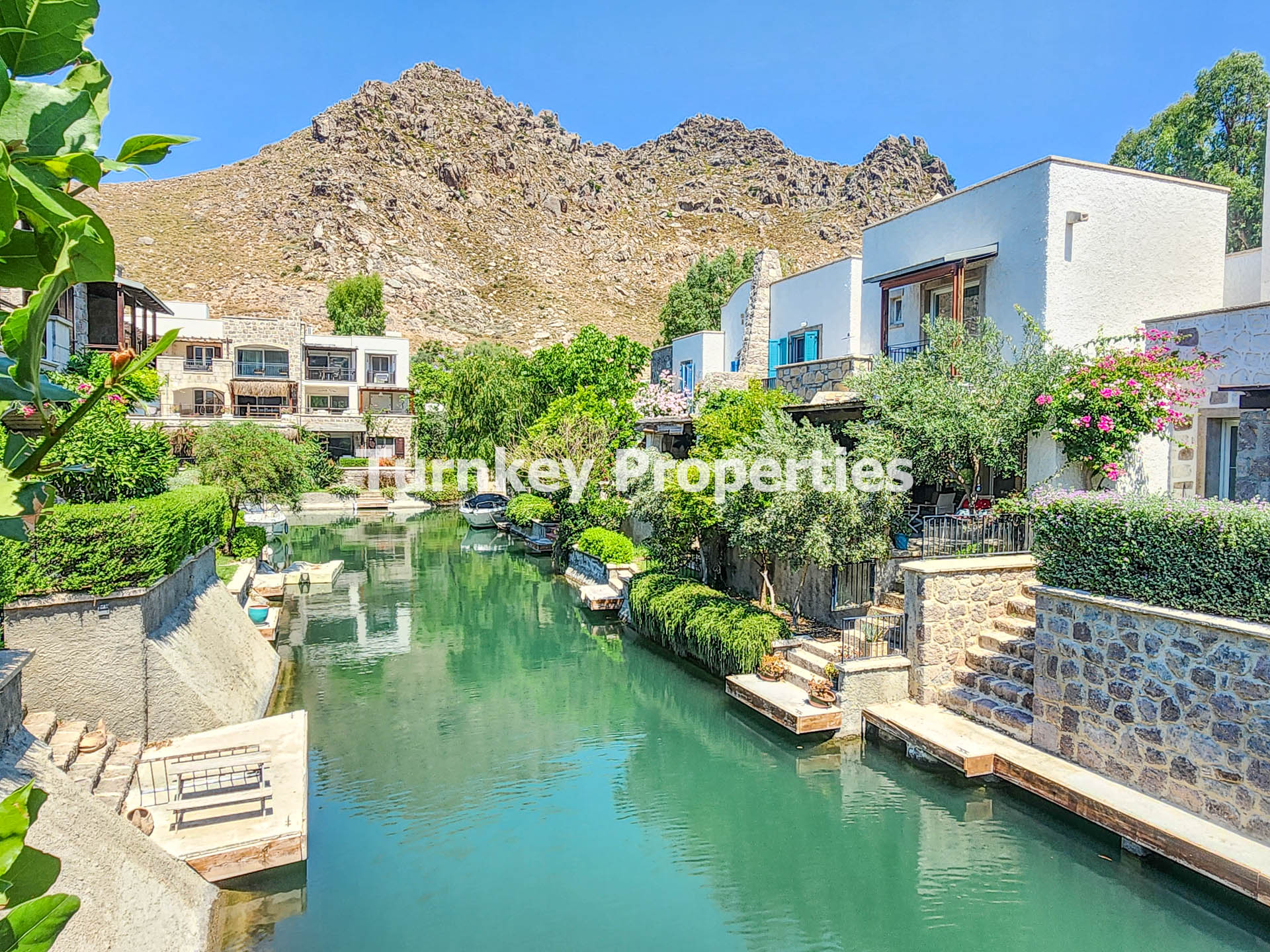 Anthaven Sahil Evleri Bodrum Satılık 4 Oda Ev 7 Metre Tekne Yeri