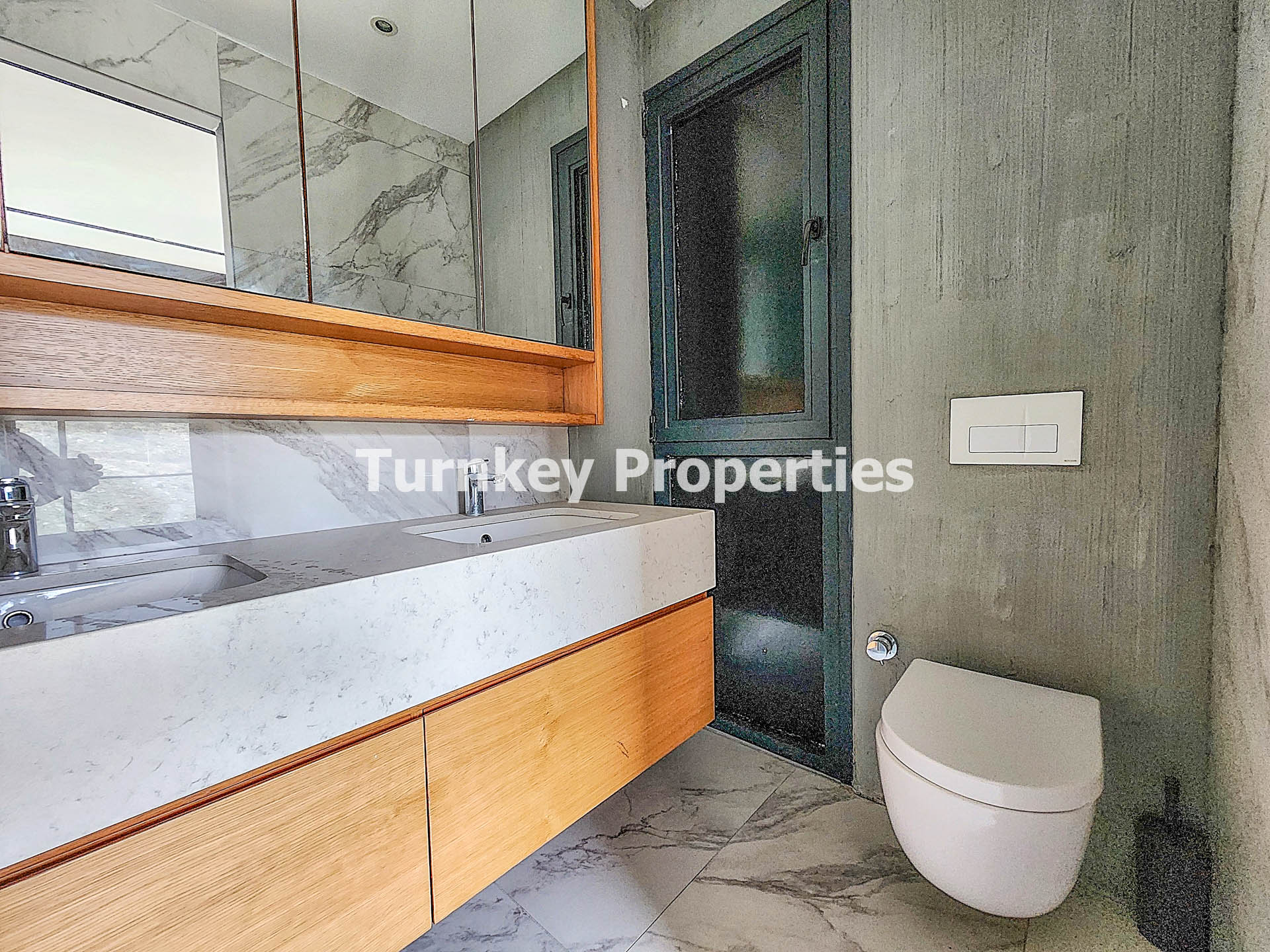 Bağla, Bodrum'da Satılık 4+1 Villa Deniz Manzaralı Özel Havuzlu