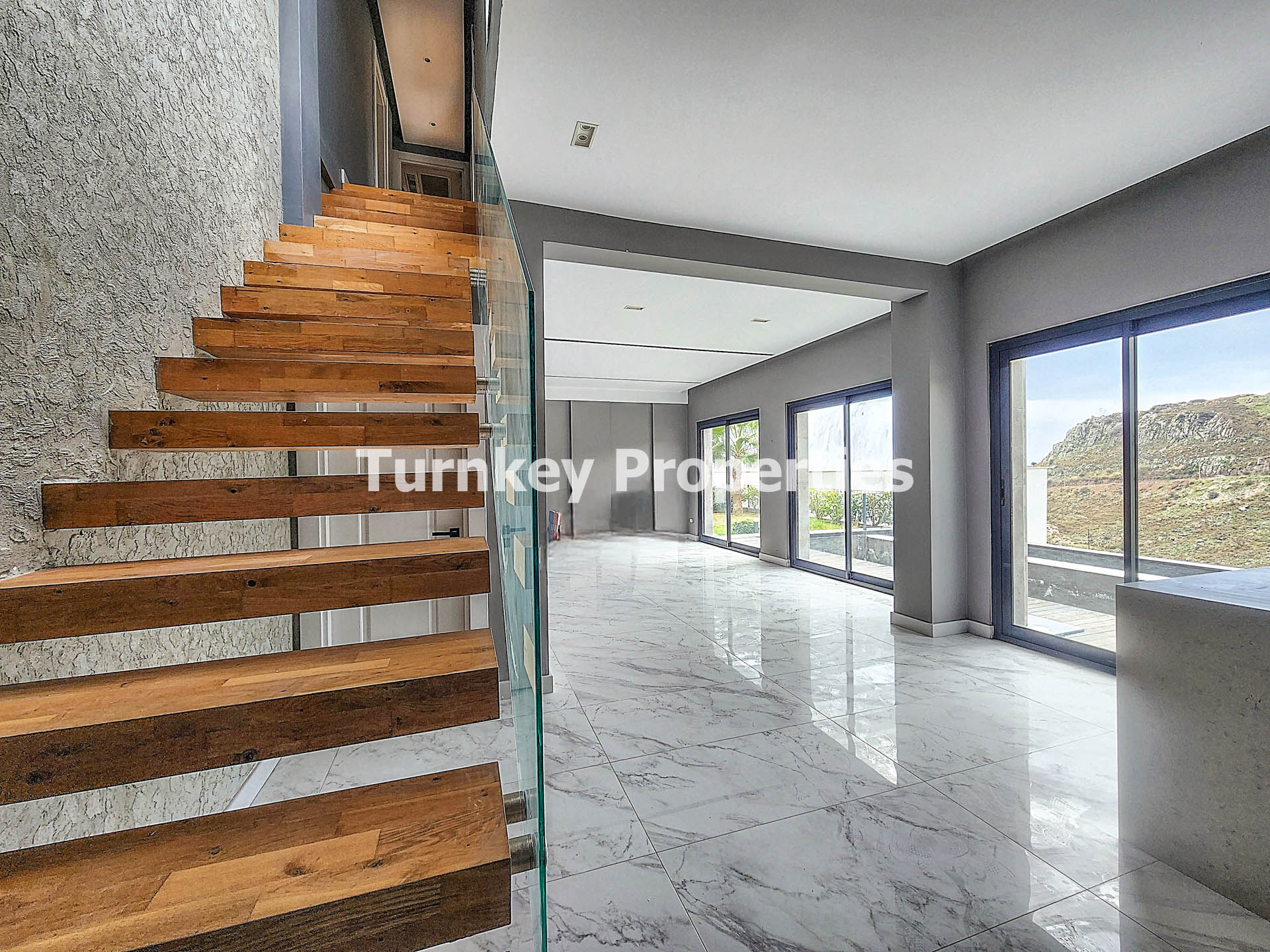 Bağla, Bodrum'da Satılık 4+1 Villa Deniz Manzaralı Özel Havuzlu