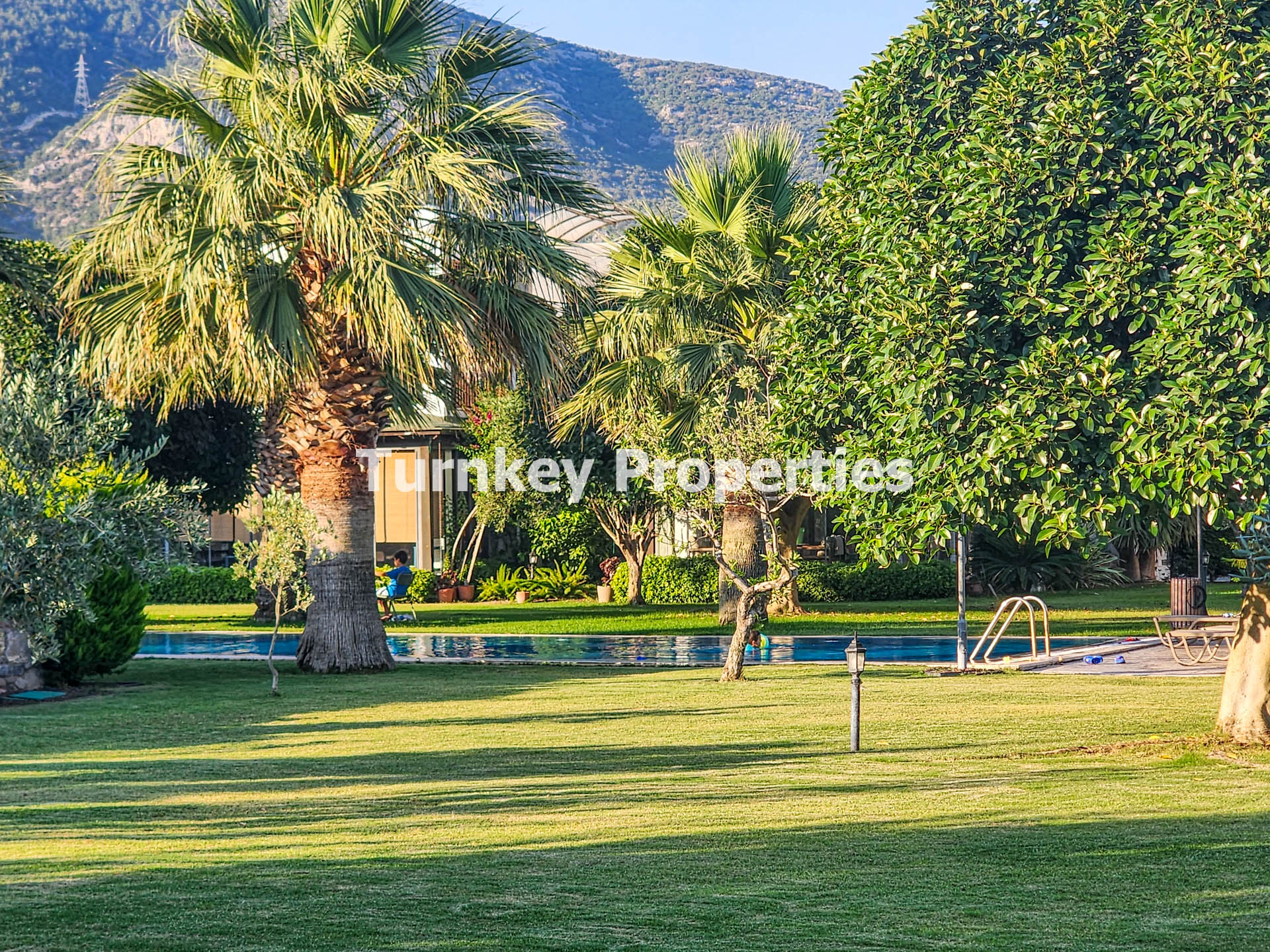 Ortakent, Bodrum'da Senelik Kiralık Bahçe Katı 2+1 Daire Aylık Öd