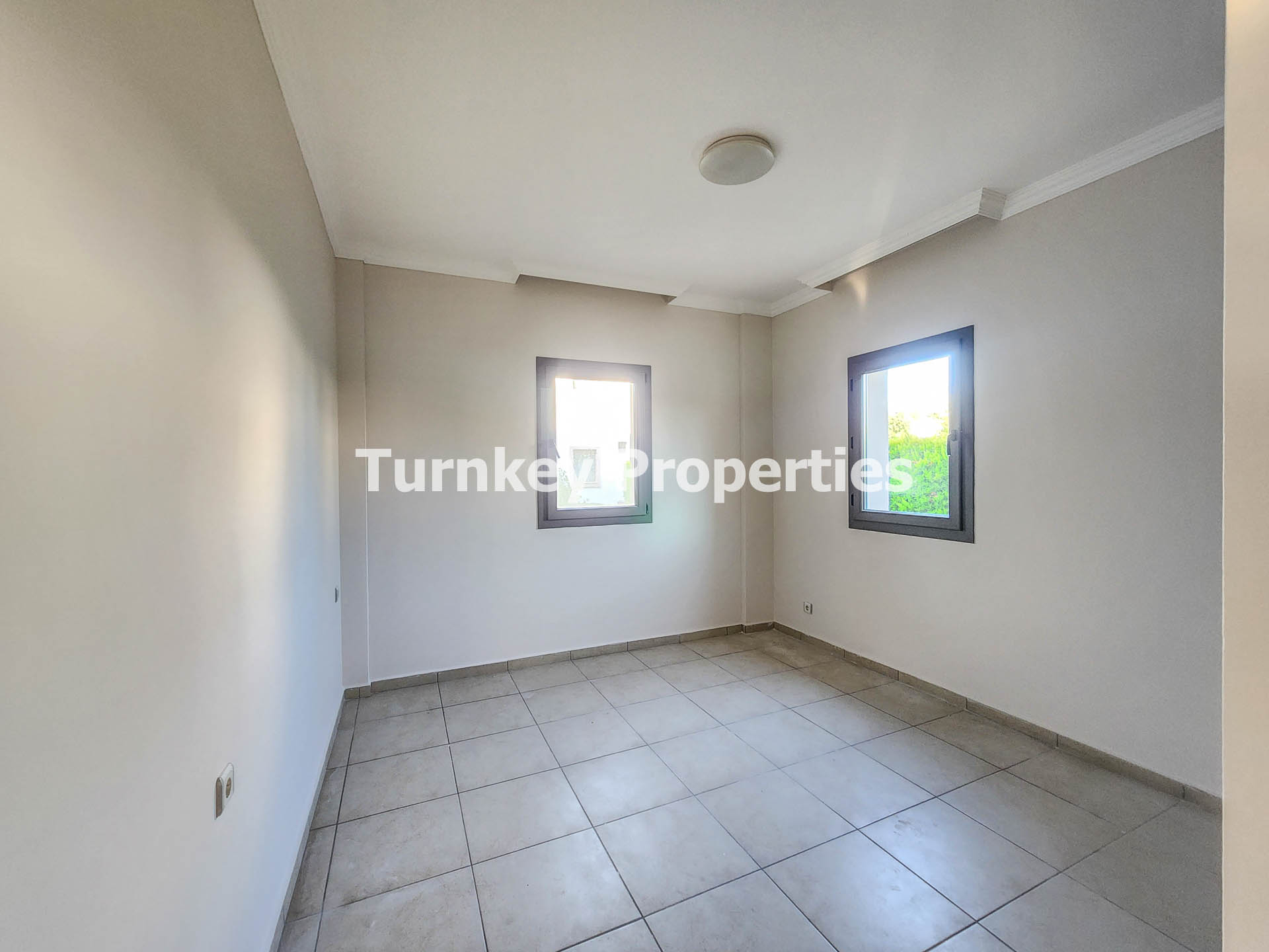 Ortakent, Bodrum'da Senelik Kiralık Bahçe Katı 2+1 Daire Aylık Öd