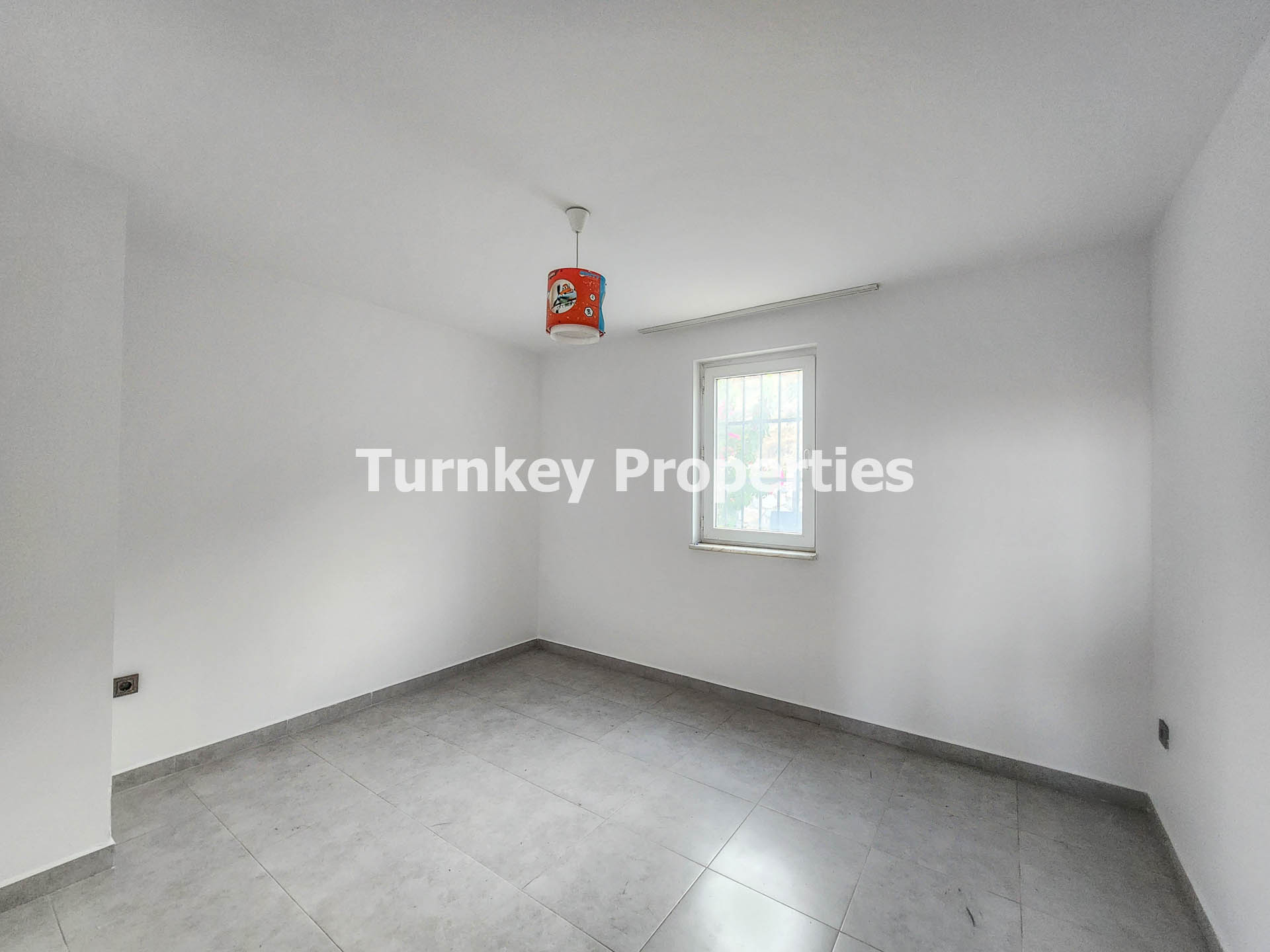 Gümüşlük Sahile Yakın, Manzaralı Senelik Kiralık 2 Yatak Odalı Ev